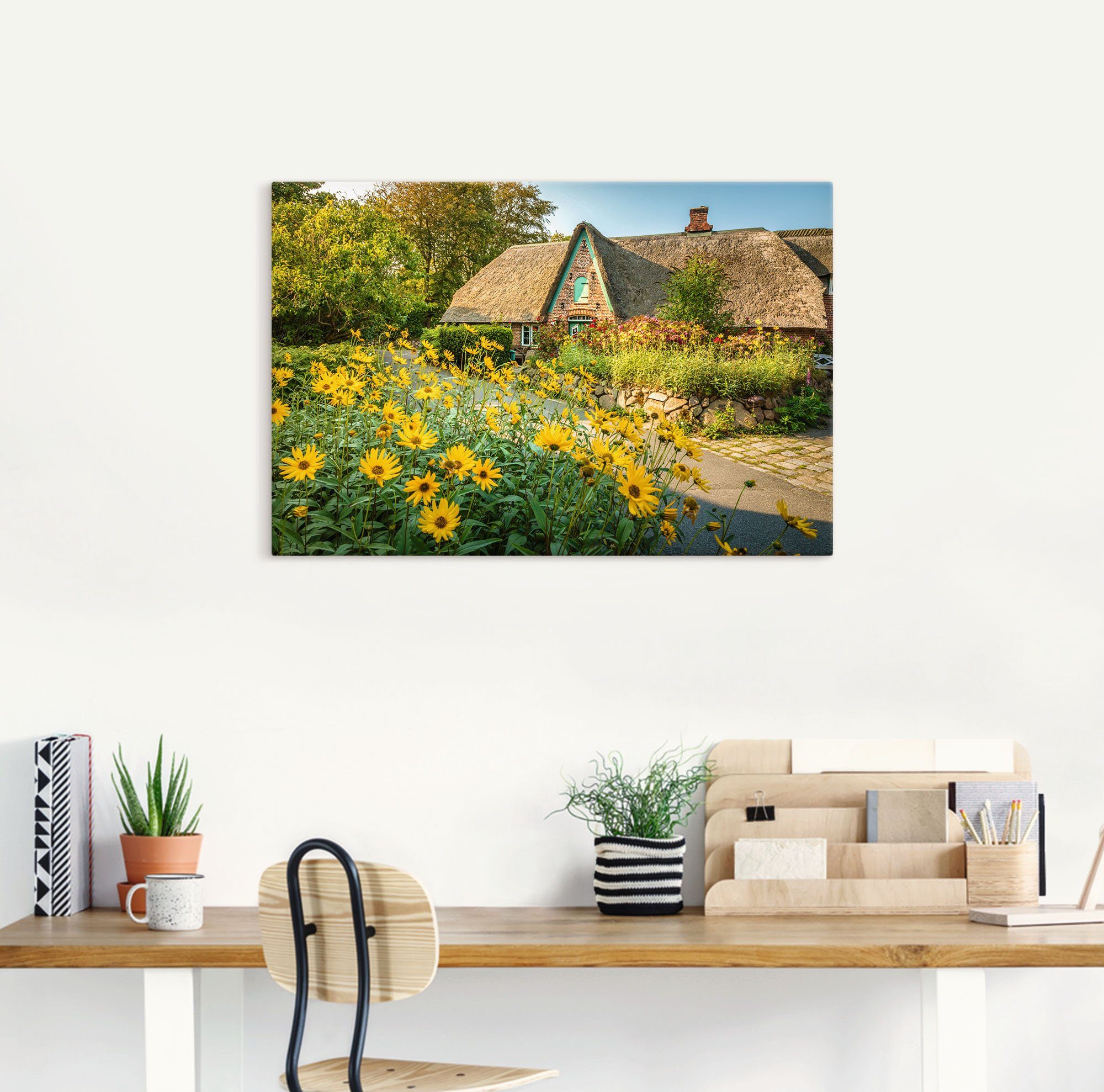 Artland Artprint op linnen Historische boerderij met cottagetuin Keitum