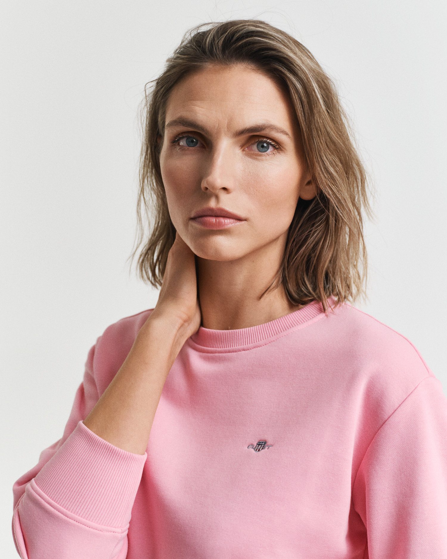 Gant Sweatshirt SHIELD C-NECK SWEAT Grafische GANT-borduursel op de borst