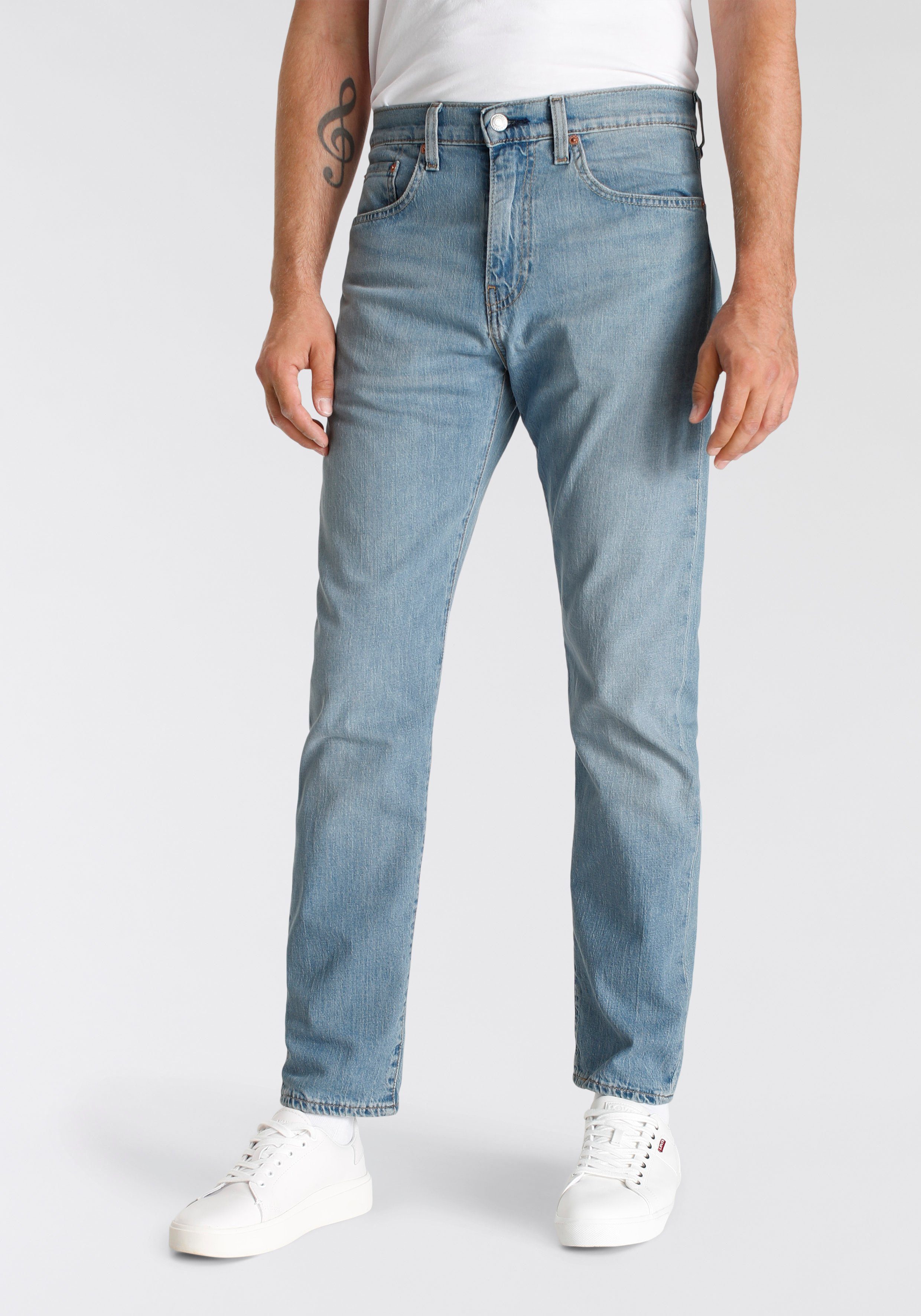 Levi's Tapered jeans 502 TAPER in een elegante, moderne stijl