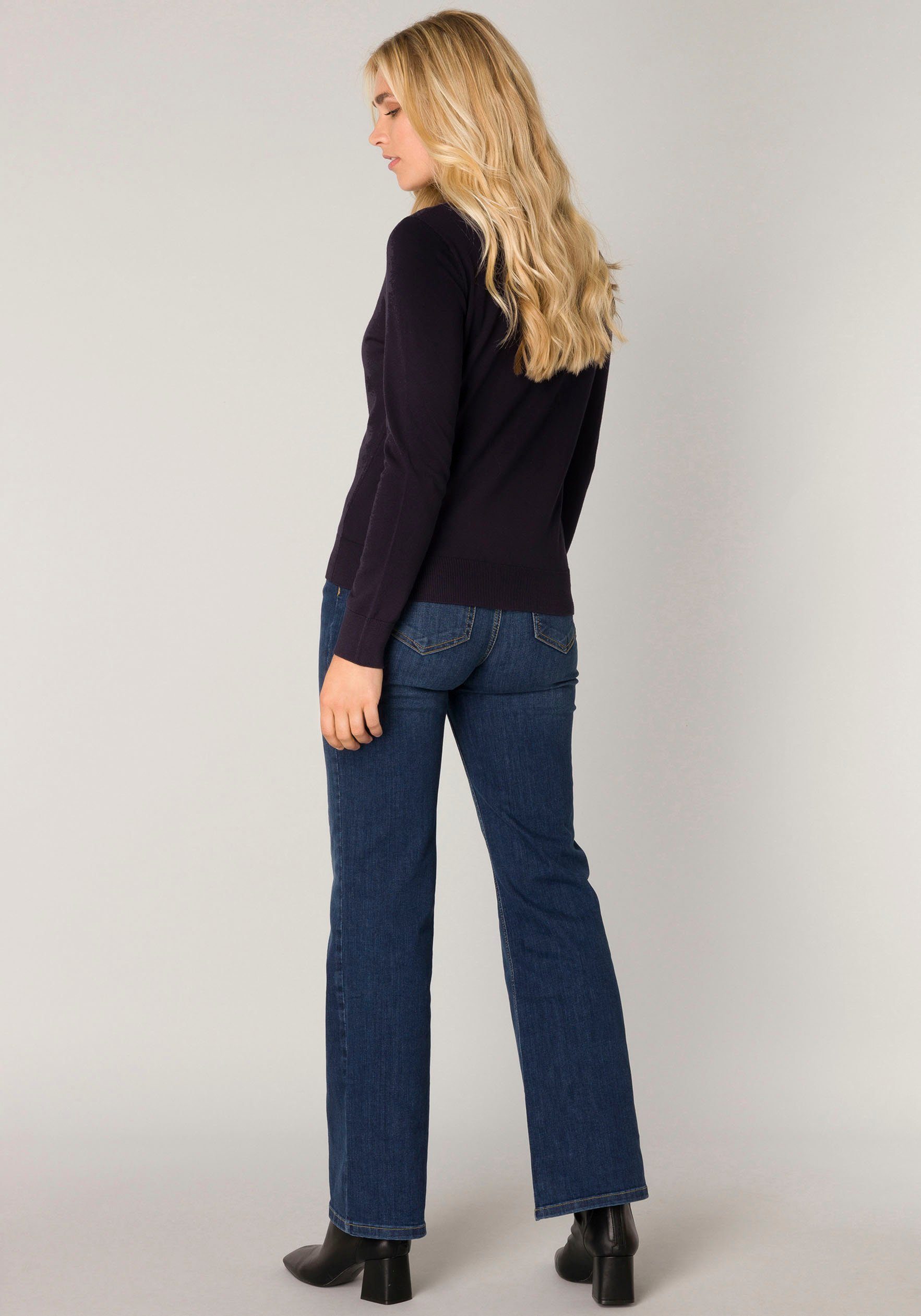 Base Level Vest Yvon