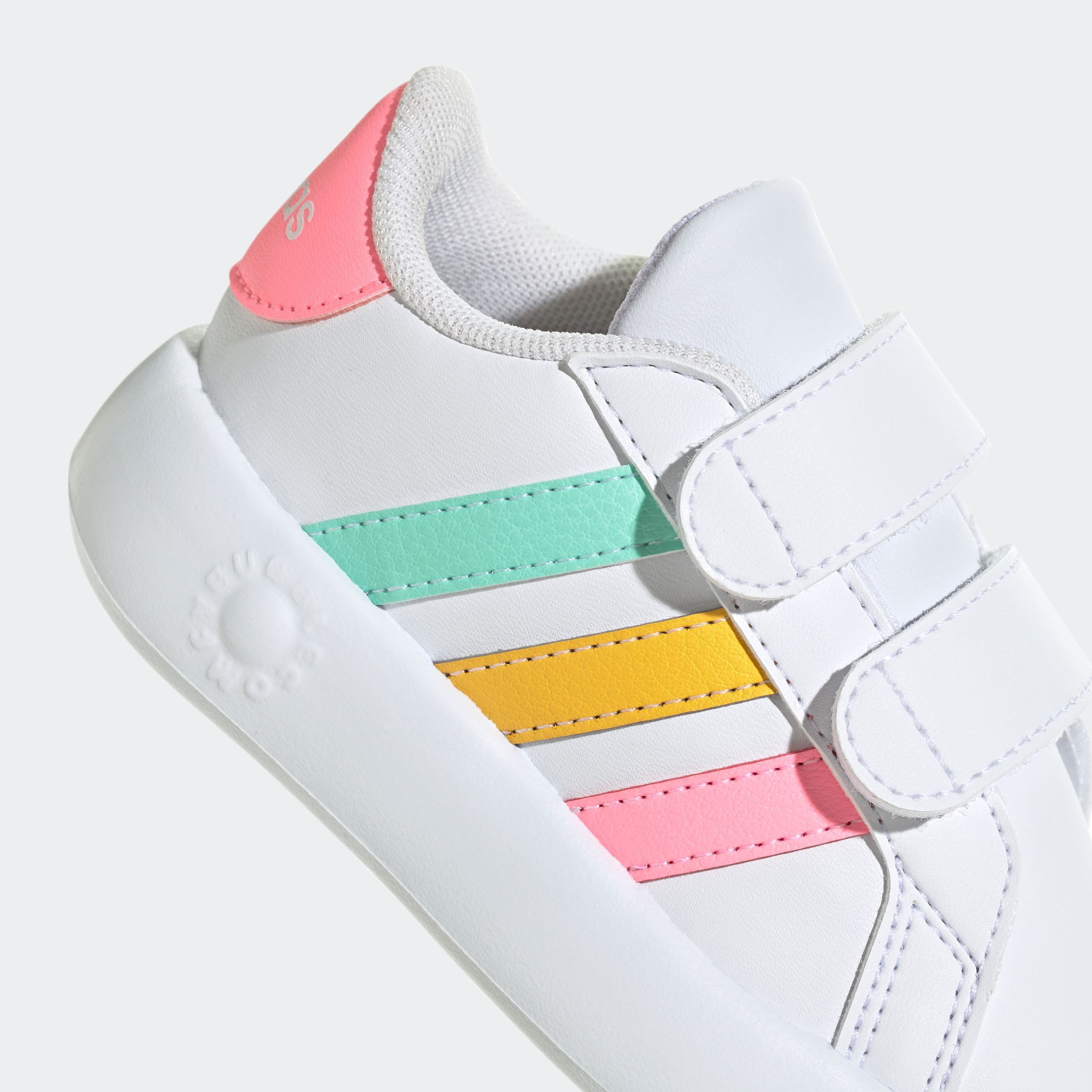 adidas Sportswear Klittenbandschoenen GRAND COURT 2.0 KIDS Design geïnspireerd op de adidas Superstar, voor kinderen