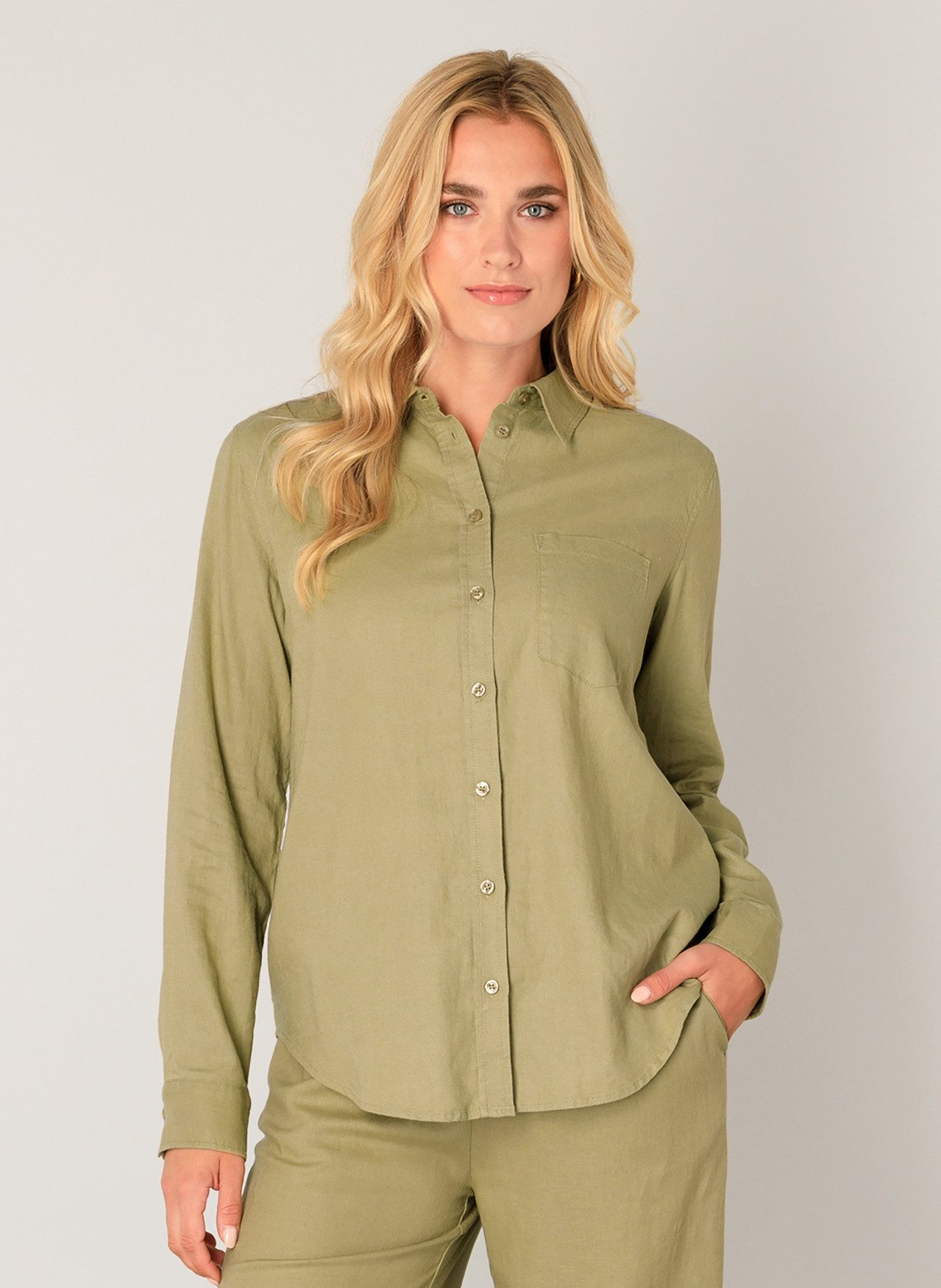 Base Level Overhemdblouse YAEL