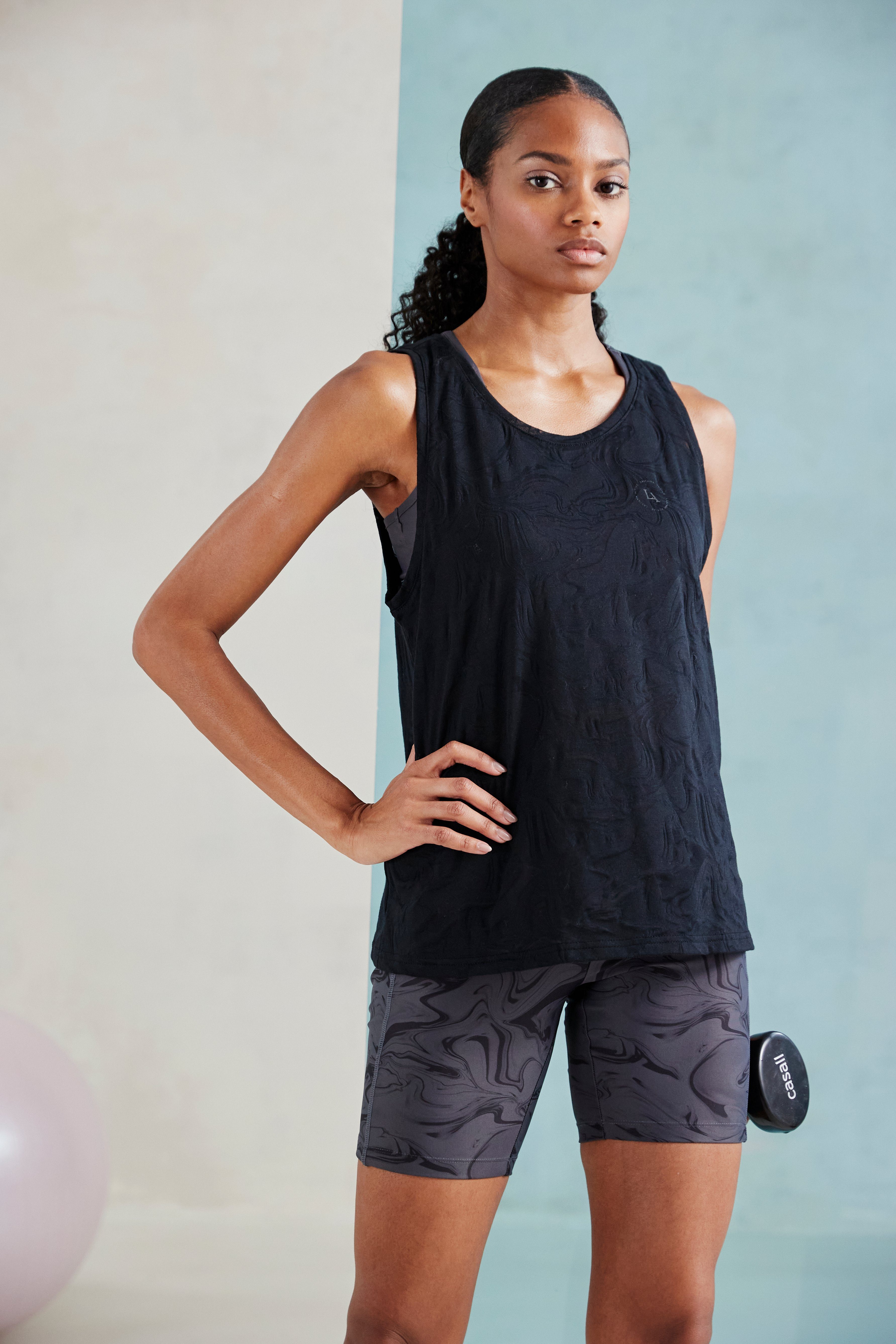active by Lascana Functioneel shirt -Sportshirt Sportshirt met ronde hals en logoprint