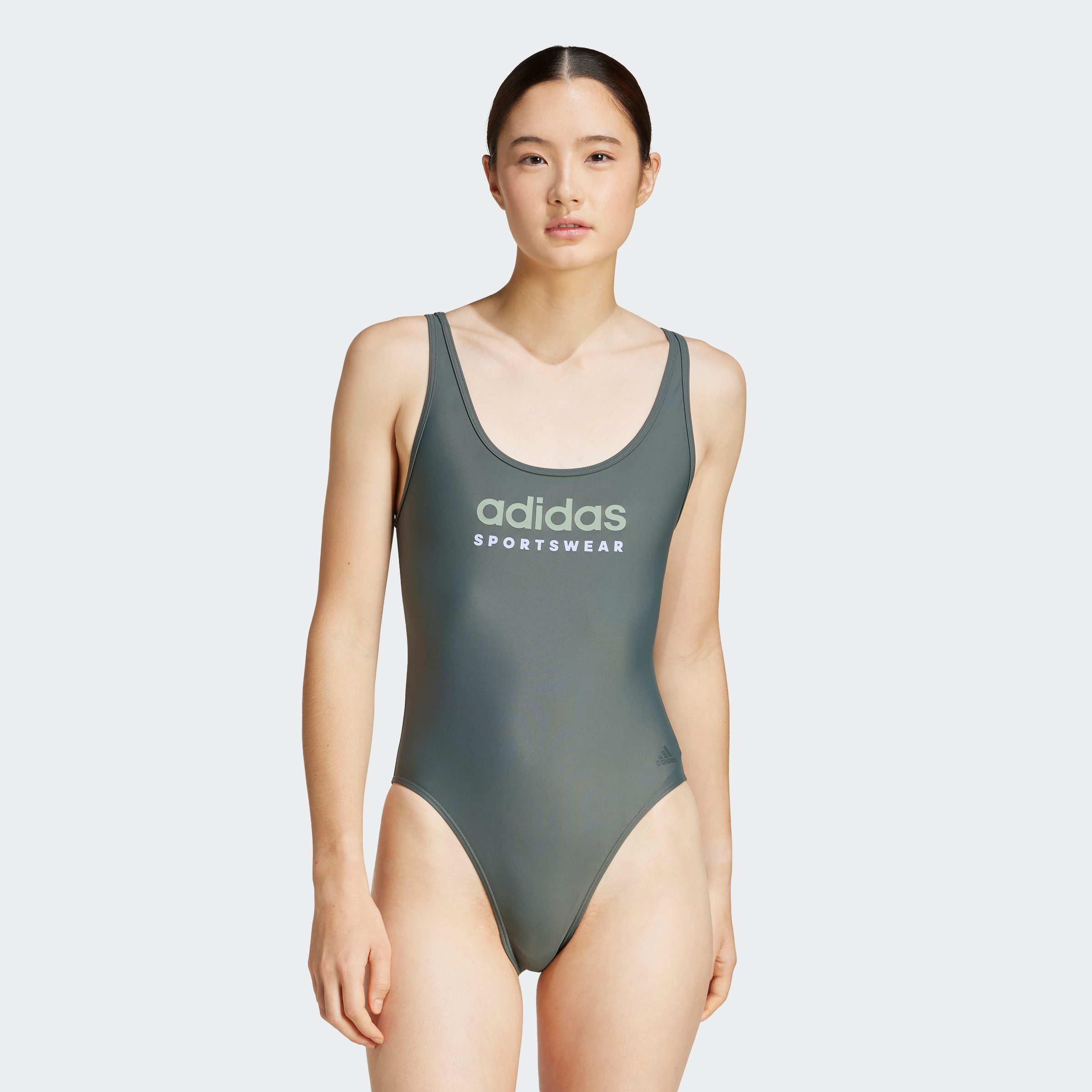 adidas Performance Badpak SPORTSW UB SUIT (1 stuk)