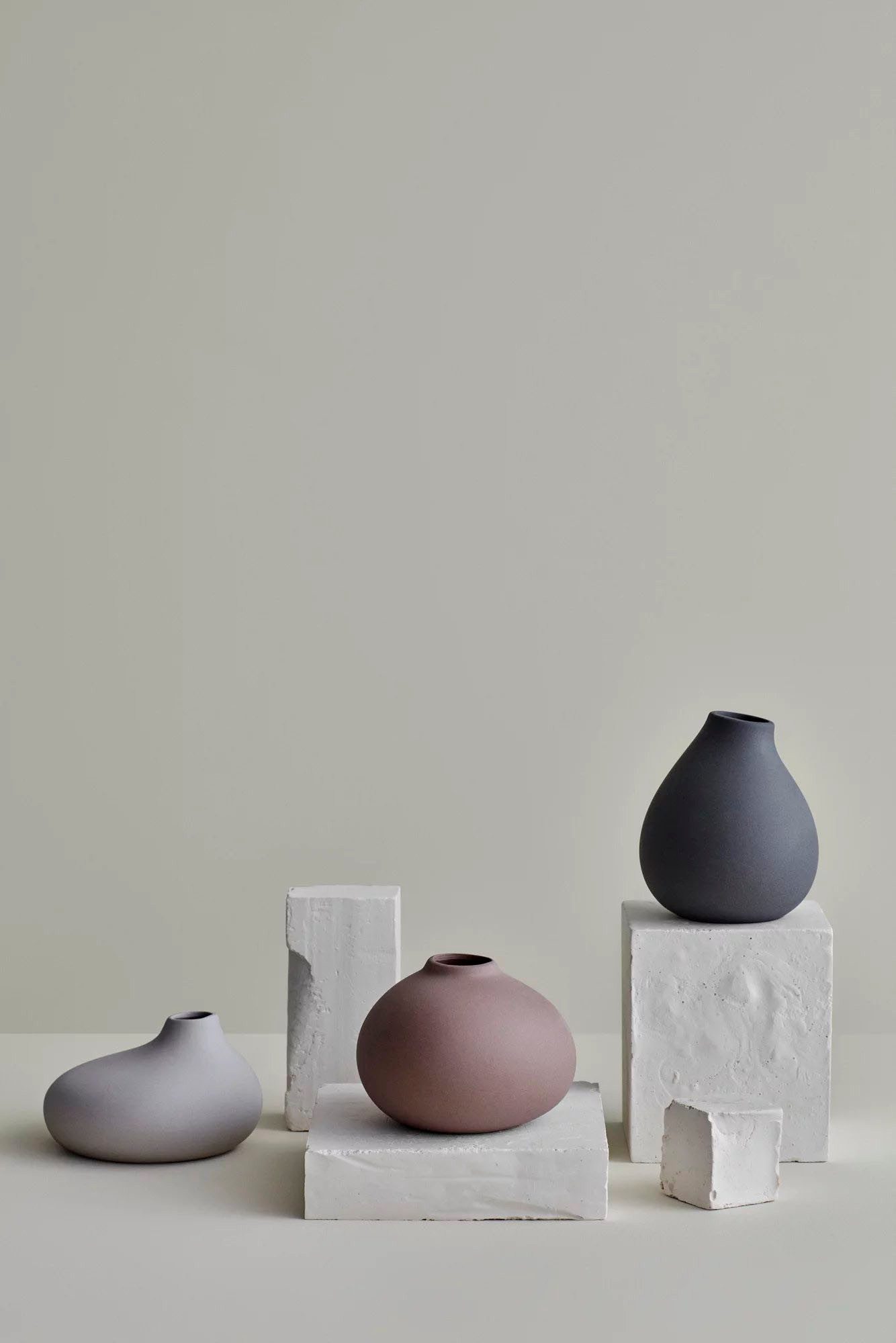 BLOMUS Siervaas NONA, van porselein, ongeglazuurd Vaas in 3 verschillende en bijzondere vormen (set, 3 stuks)