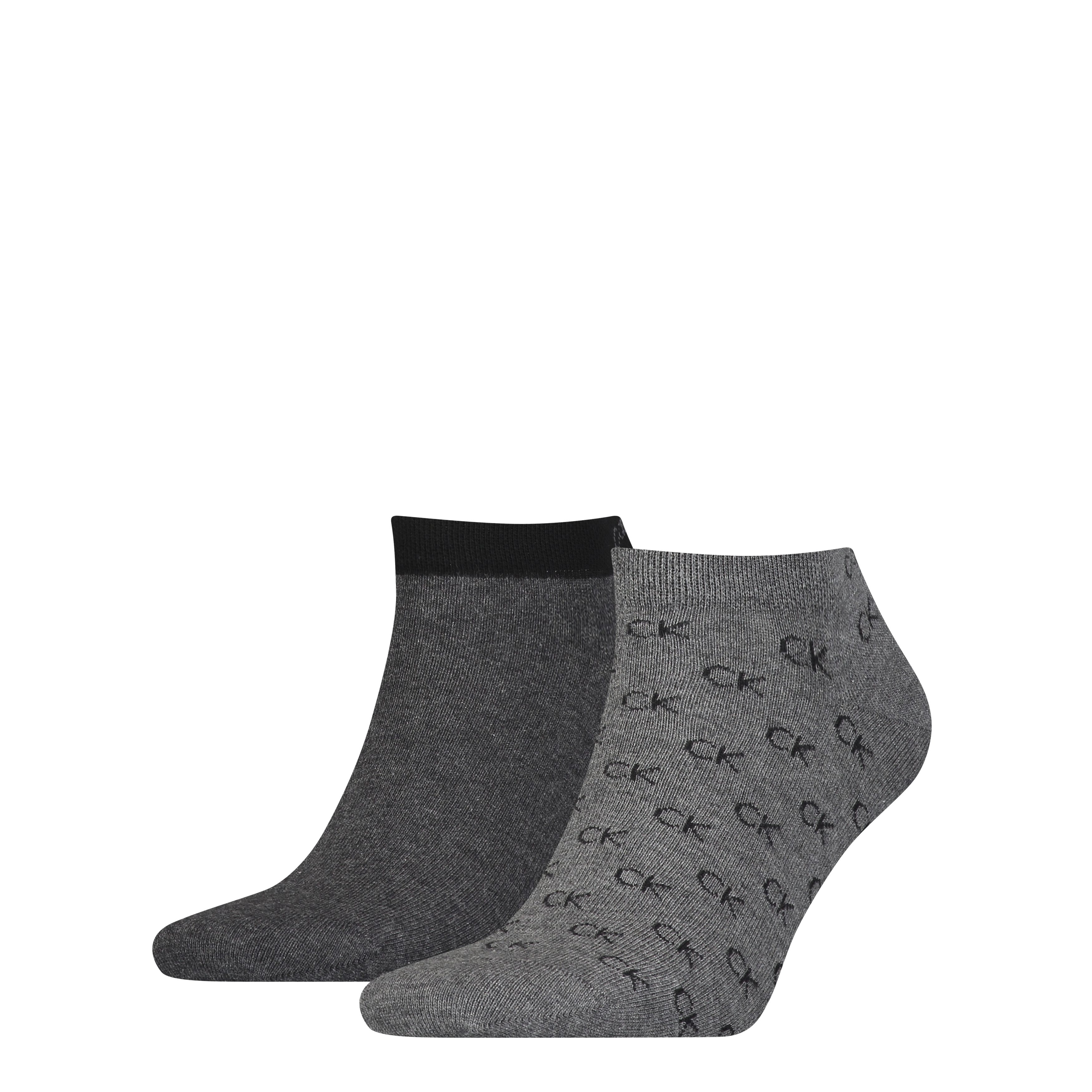 Calvin Klein Jeans Sneakersokken CK MEN SNEAKER 2P ALL OVER LOGO 2 liter, rechthoekig, stapelrand, ovenbestendig, lekvrij (2 paar) heren sokken maat