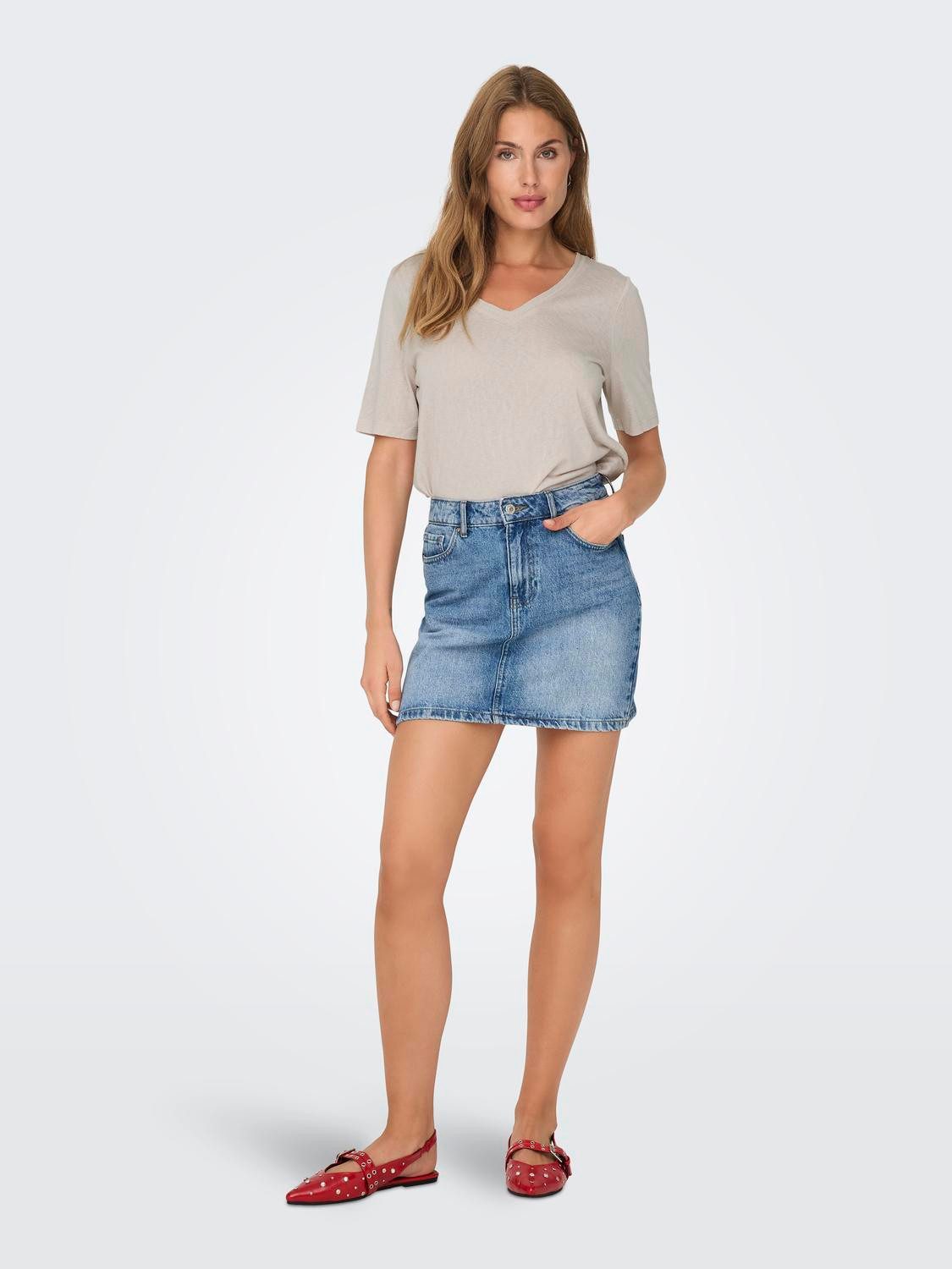 Only Shirt met korte mouwen ONLELISE S/S V-NECK TOP JRS NOOS