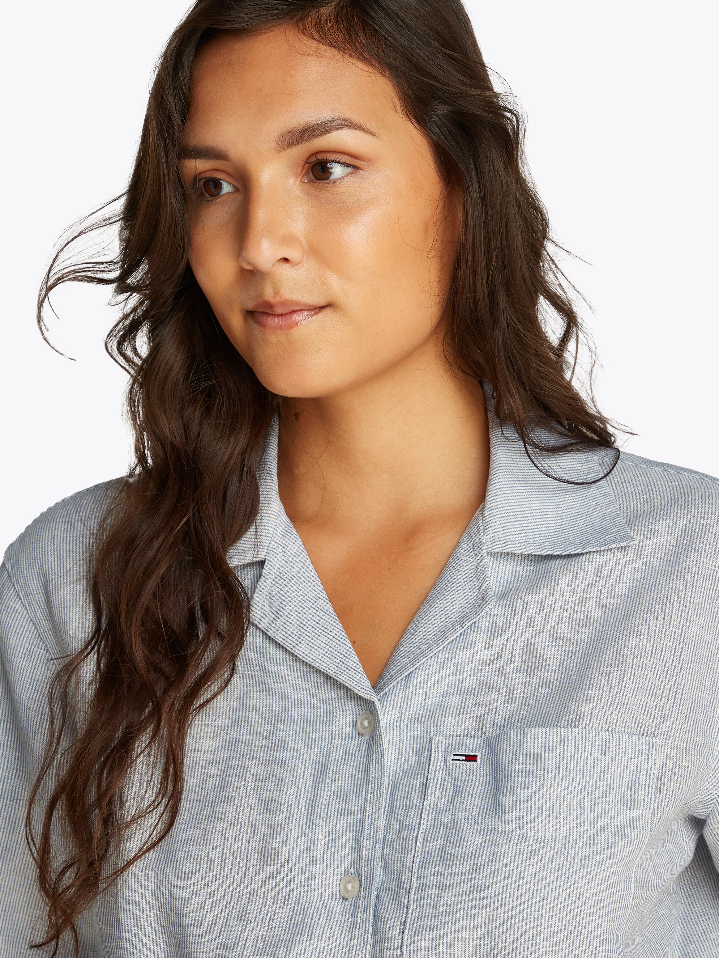 TOMMY JEANS T-shirt TJW CRP LINEN SS SHIRT met borstzak, logo-borduursel