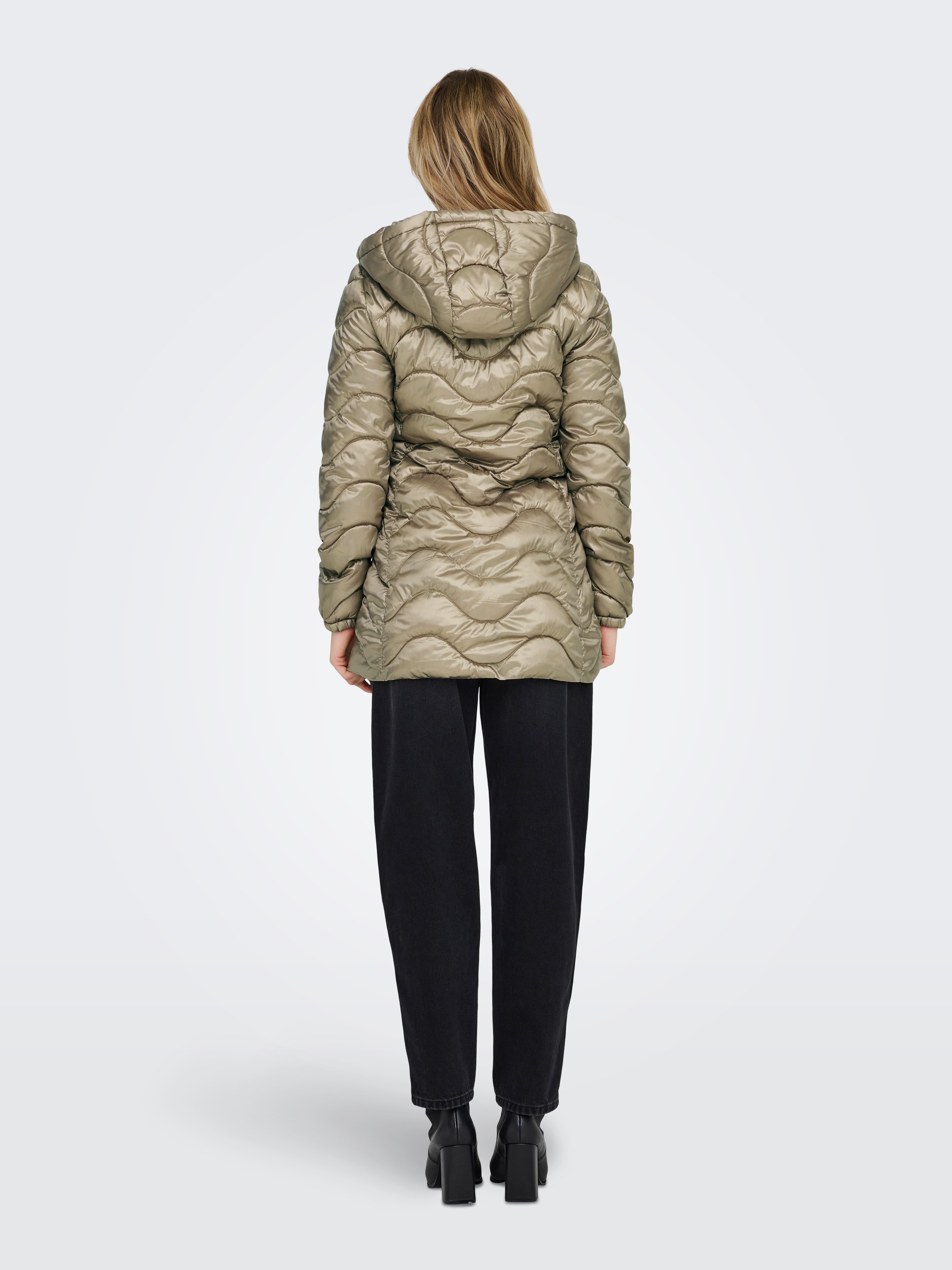 Only Gewatteerde jas ONLVEGA WAVE QUILTED COAT CC OTW