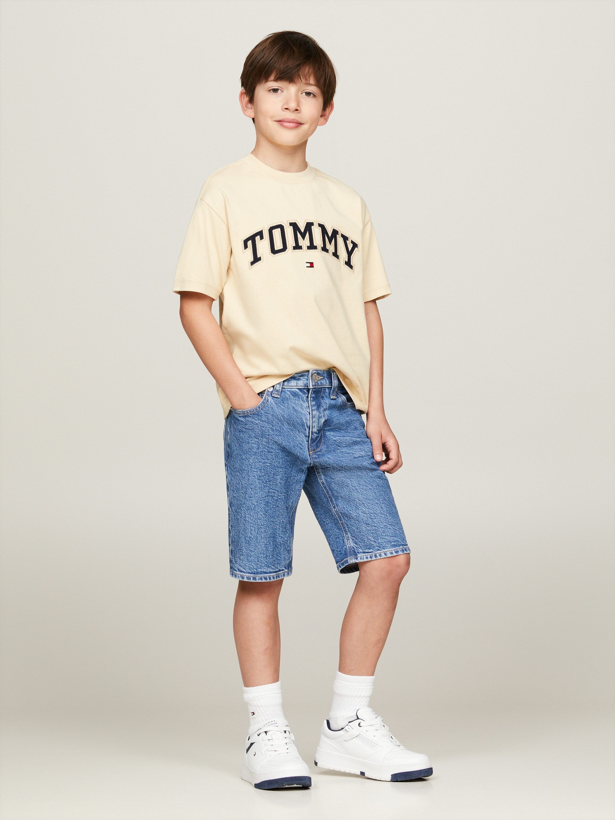 Tommy Hilfiger Shirt met korte mouwen VARSITY EMBROIDERY TEE SS Kinderen tot 16 jaar met logostiksel