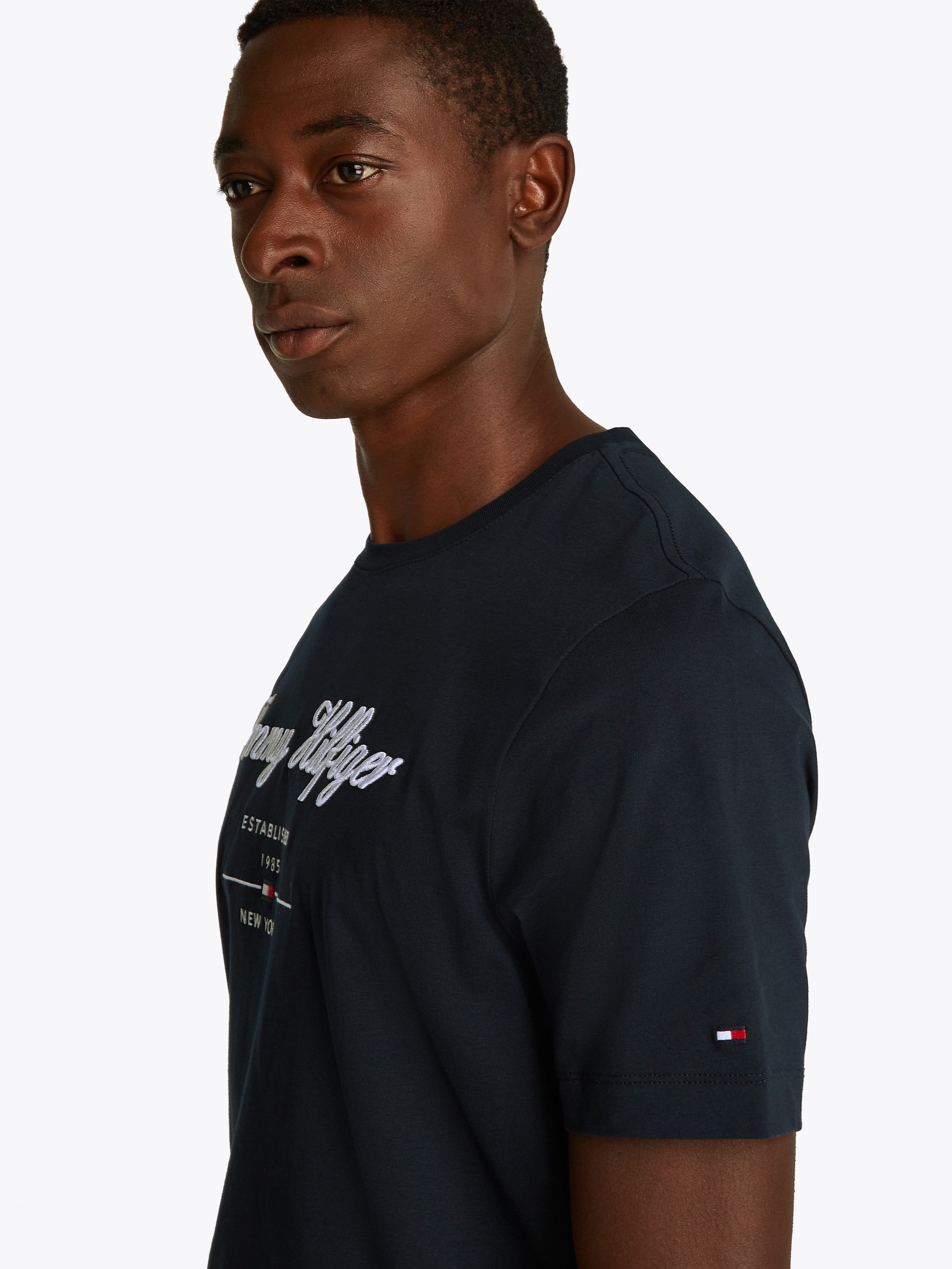 Tommy Hilfiger T-shirt SCRIPT LOGO TEE met opgestikt logo