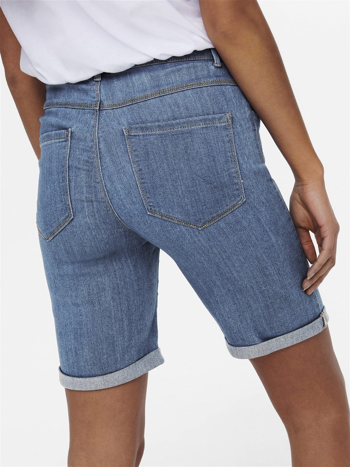 Only Jeansshort ONLRAIN LIFE MID LONG DNM SHORTS NOOS