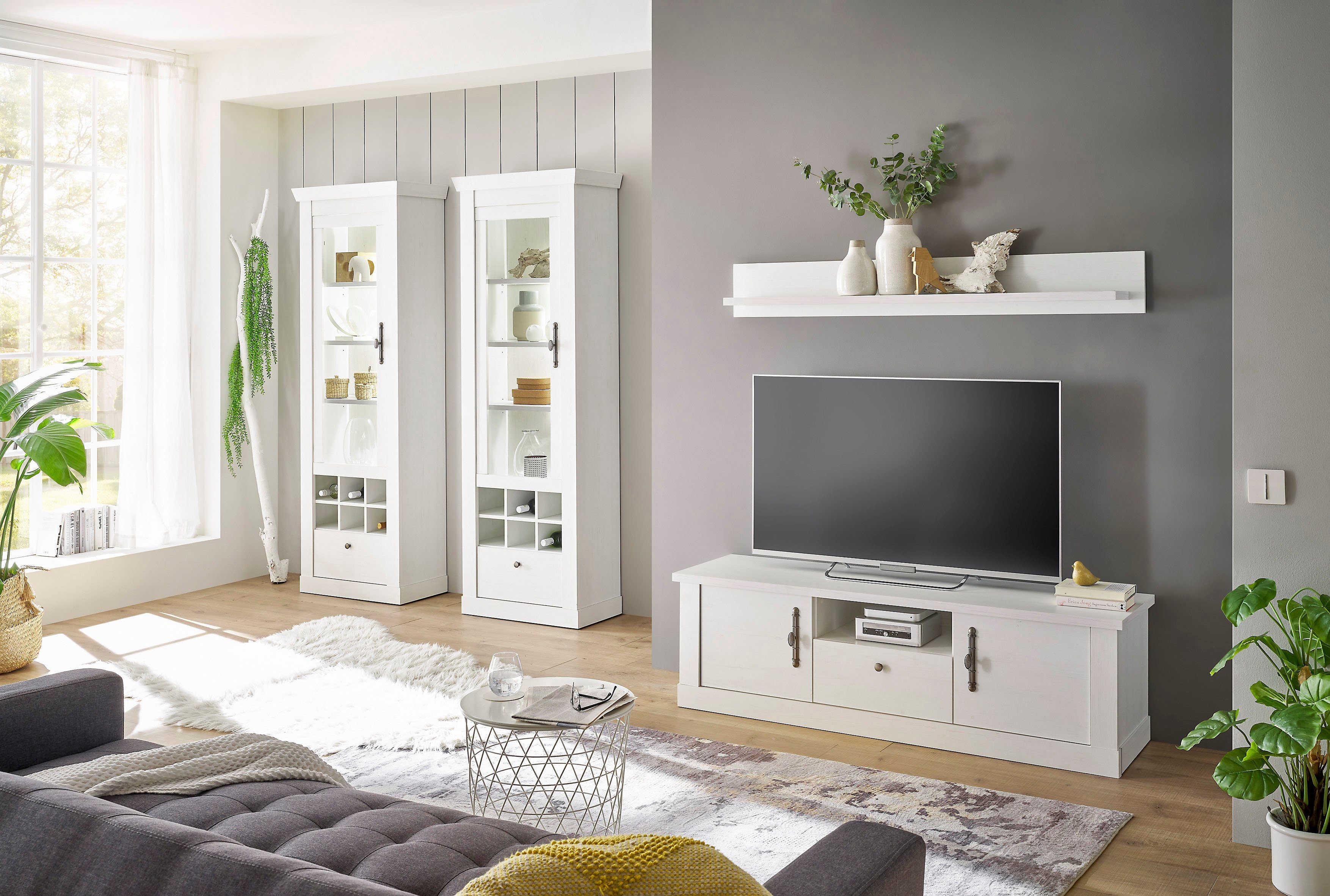 Home affaire Wandmeubel Ravenna in romantische landelijke stijl, grepen van metaal, soft-closefunctie (4-delig)