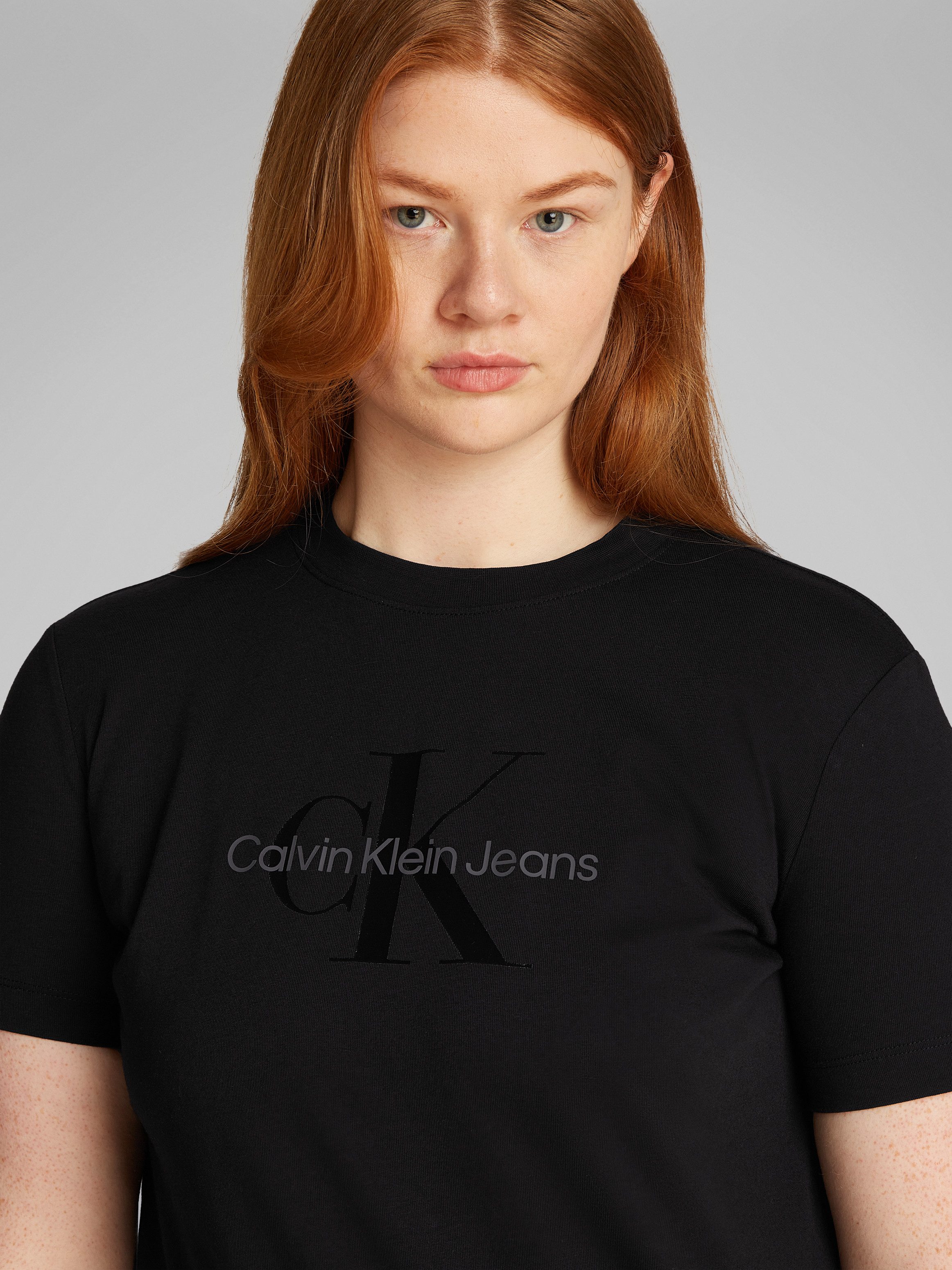 Calvin Klein Jeans Plus T-shirt PLUS GLOSSY MONOLOGO REGULAR TEE met glanzende print in grote maten