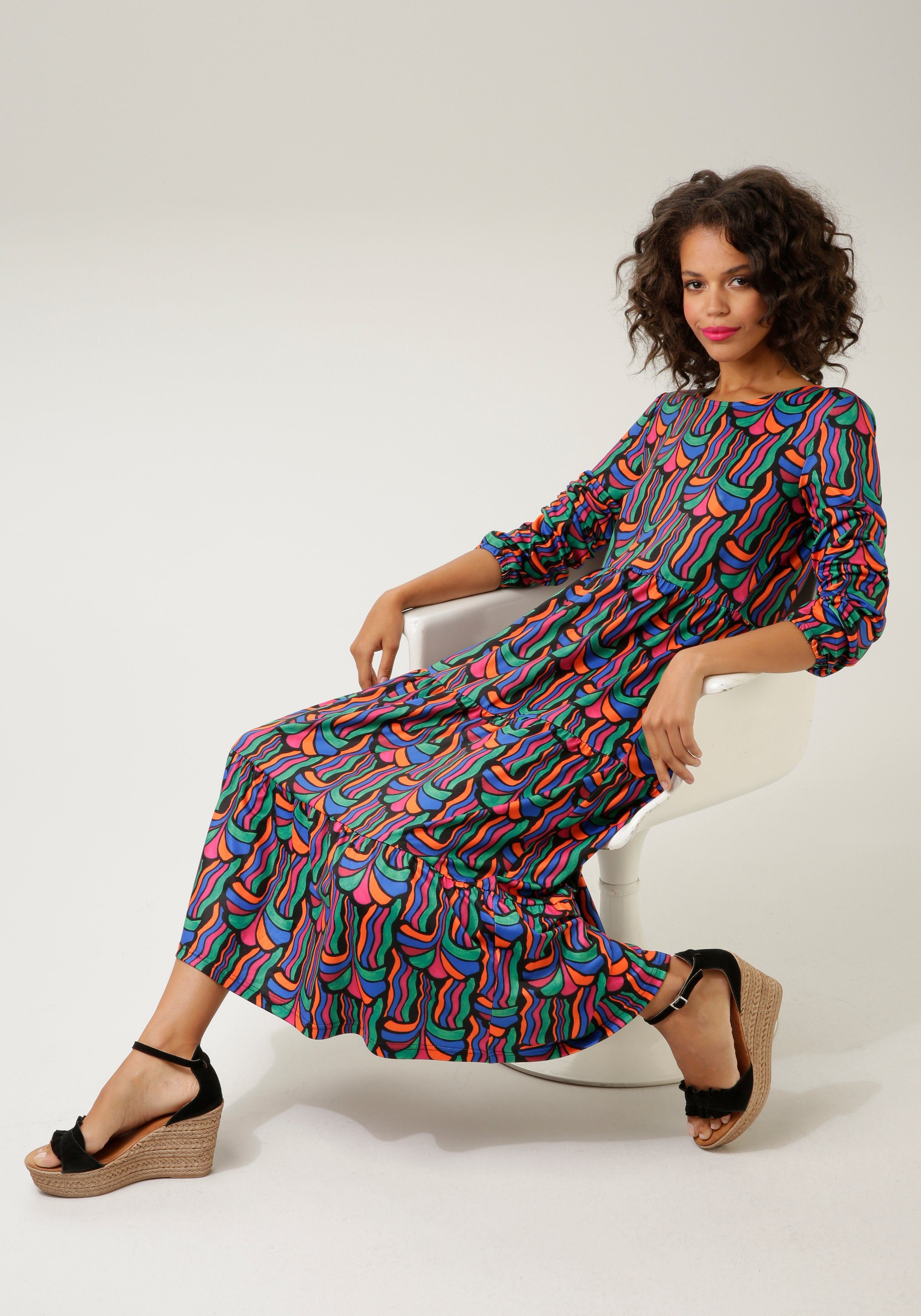 Aniston CASUAL Jerseyjurk met kleurrijke, grafische print