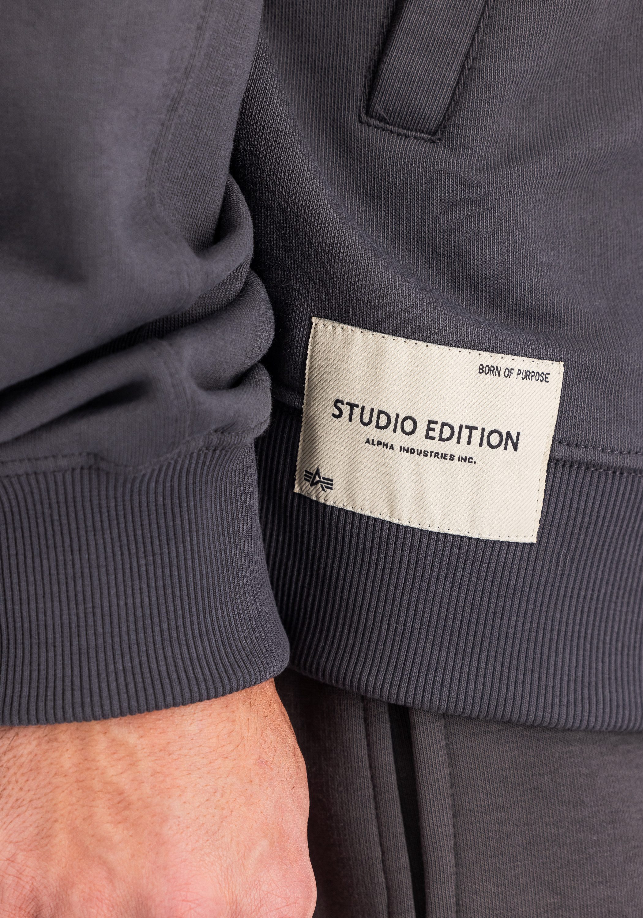 Alpha Industries Bomberjack Studio Edition Fleece Bomber