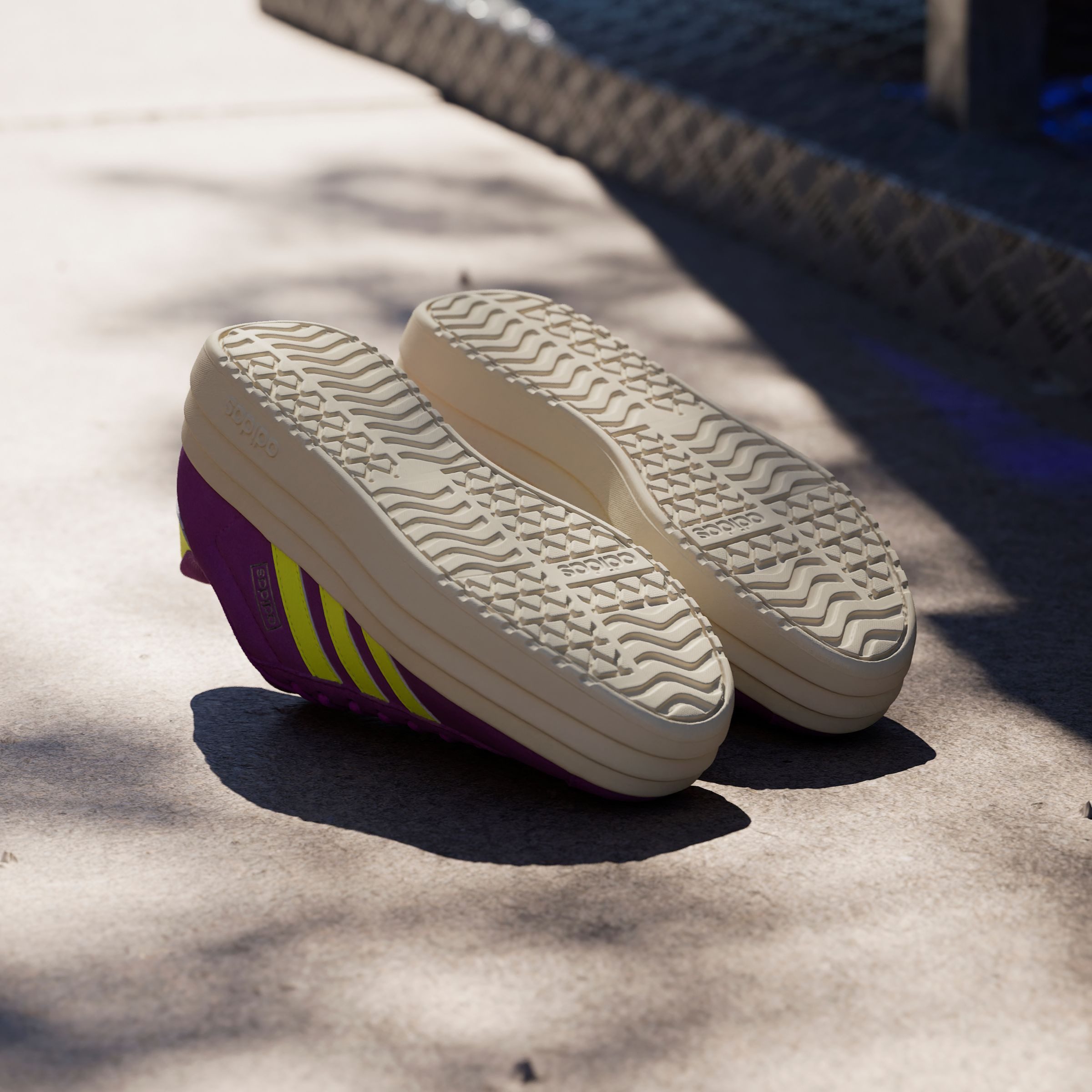 adidas Sportswear Sneakers VL COURT BOLD Design in de voetsporen van de adidas Gazelle Bold