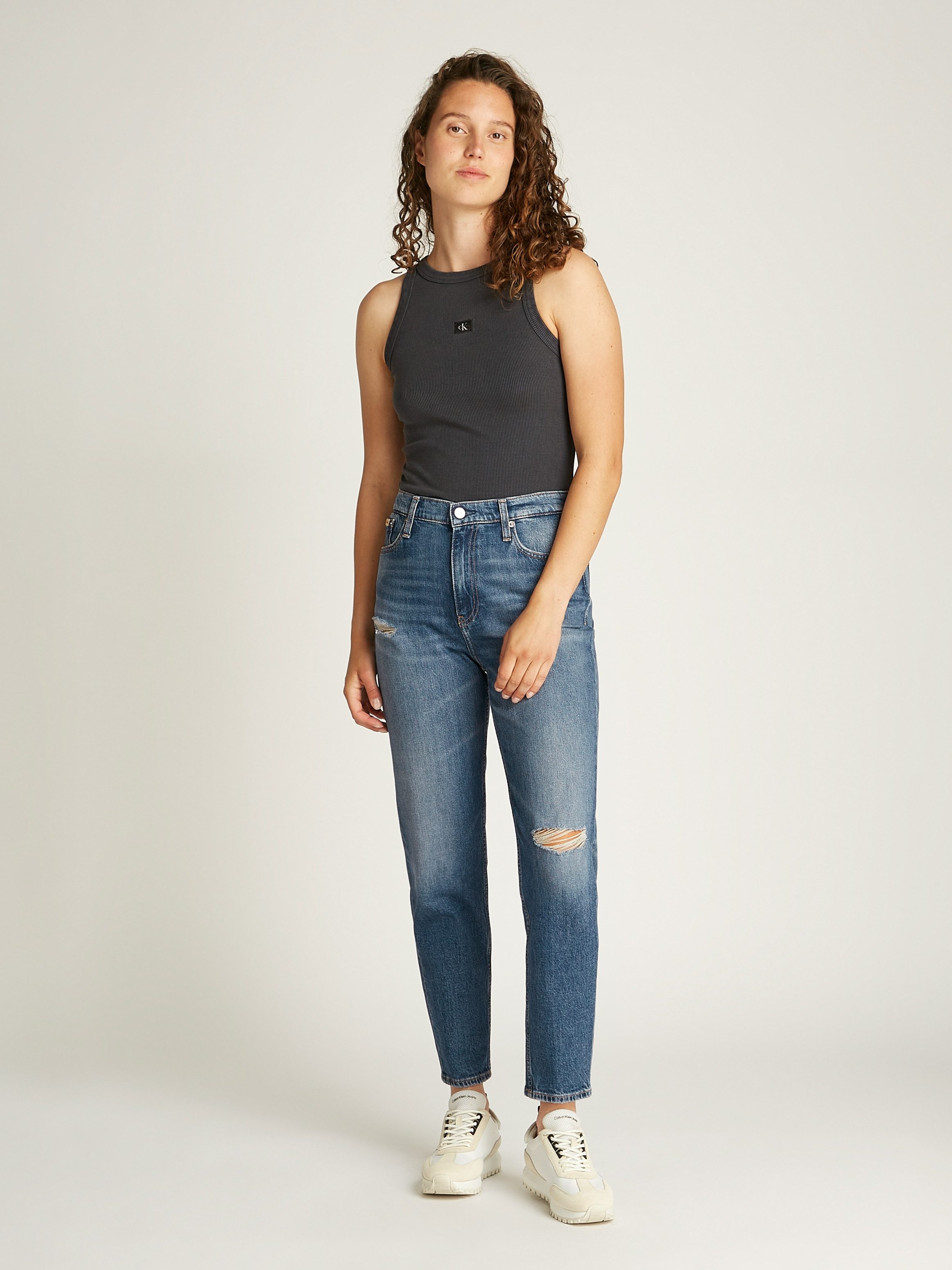 Calvin Klein Mom jeans MOM JEAN met scheuren