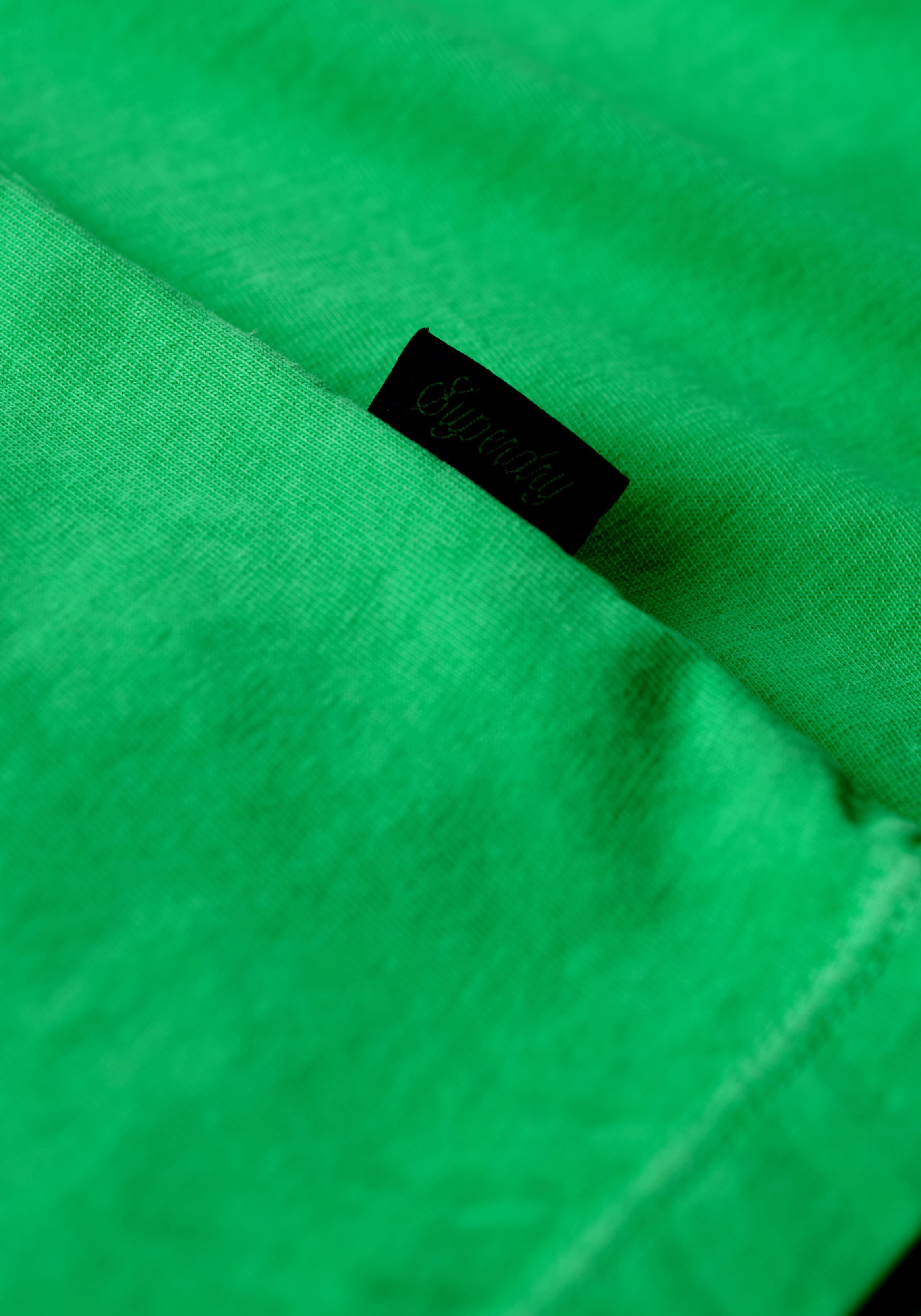 Superdry Shirt met ronde hals ESSENTIAL LOGO EMB NEON TEE