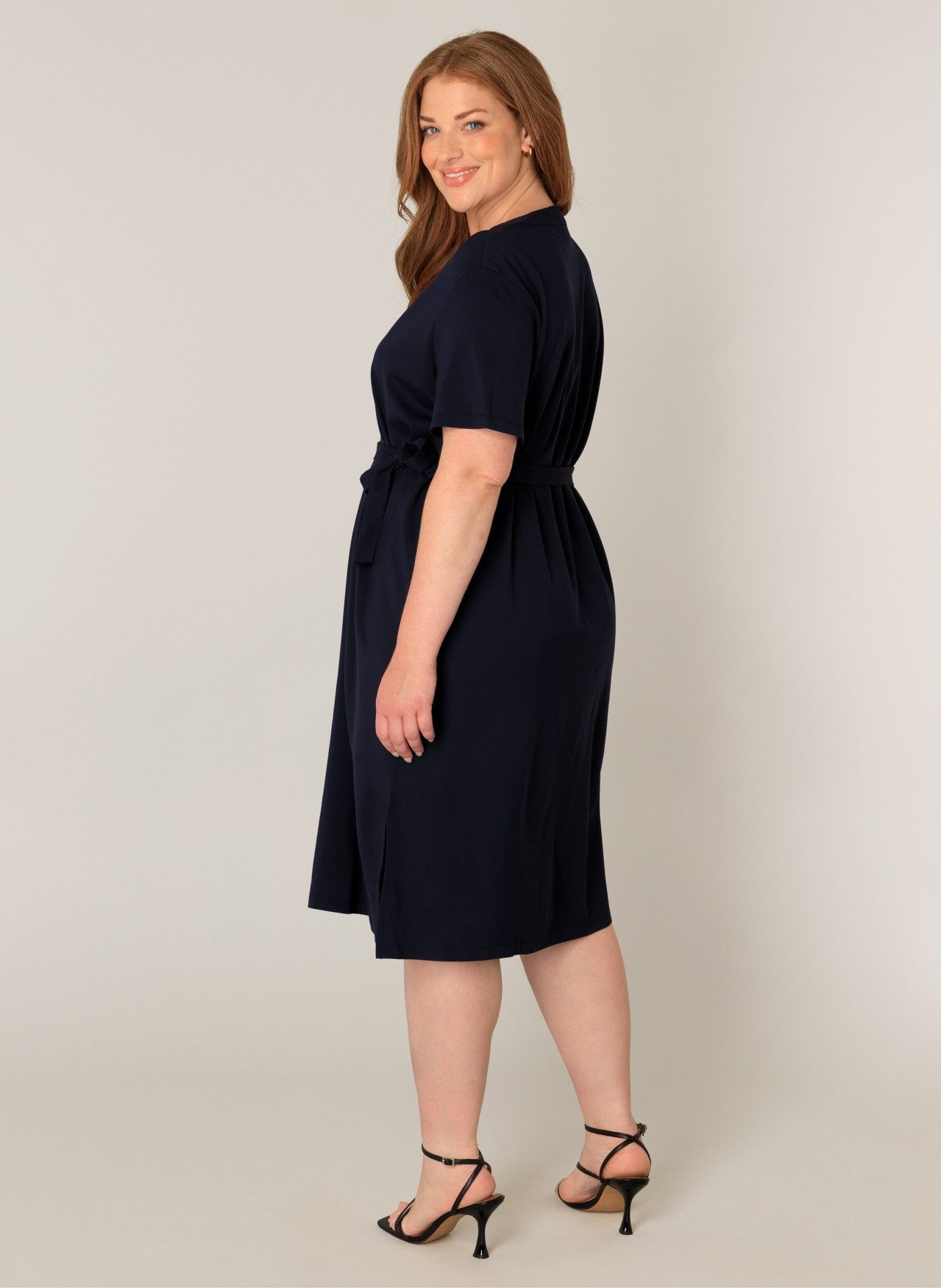 Base Level Curvy Zomerjurk met een bindceintuur