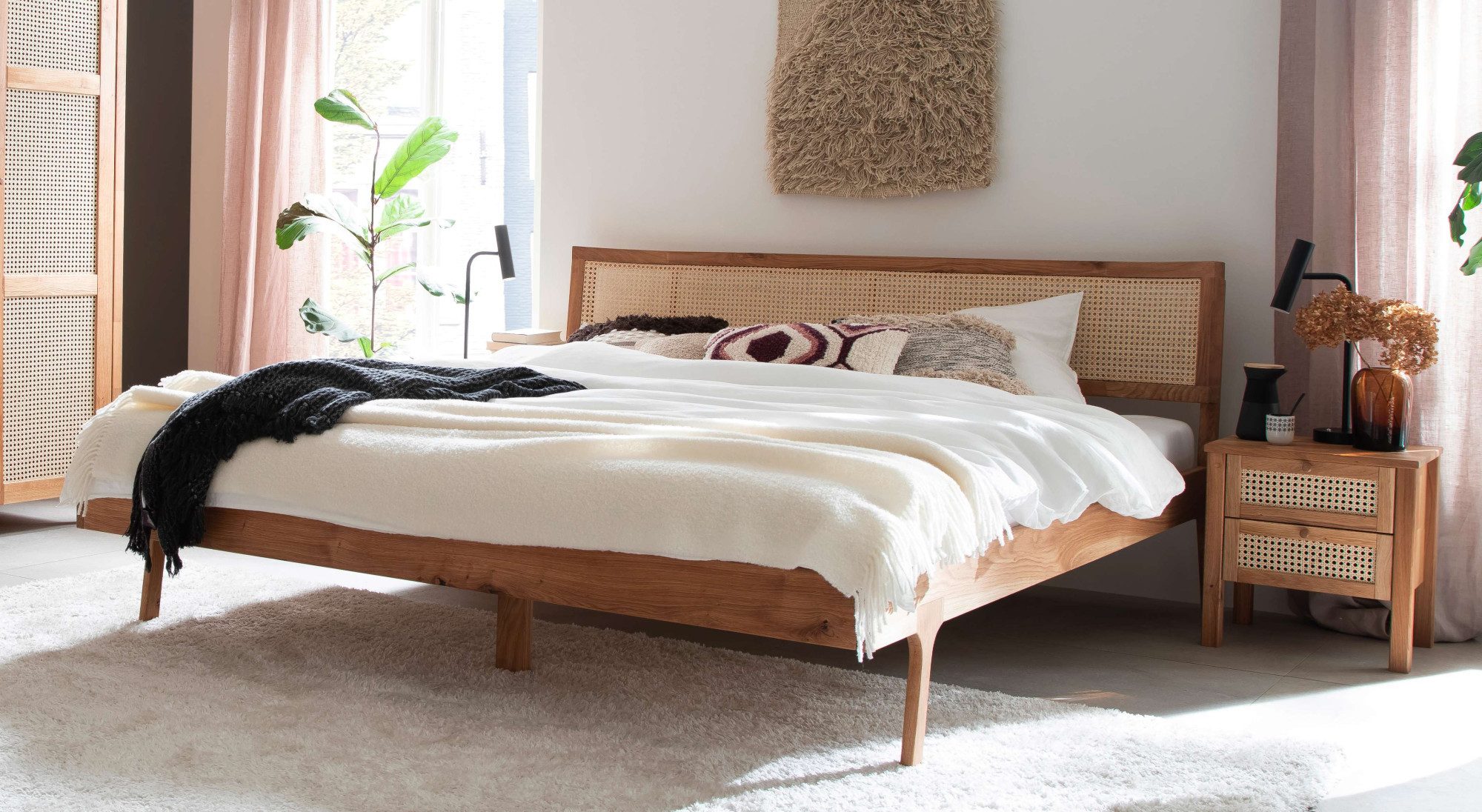 andas Bed Hällevik tweepersoonsbed, massief houten bed, OTTOs Choice, gezellige stijl massief fsc®-gecertificeerd eikenhout geolied, hoofdeinde met weens vlechtwerk