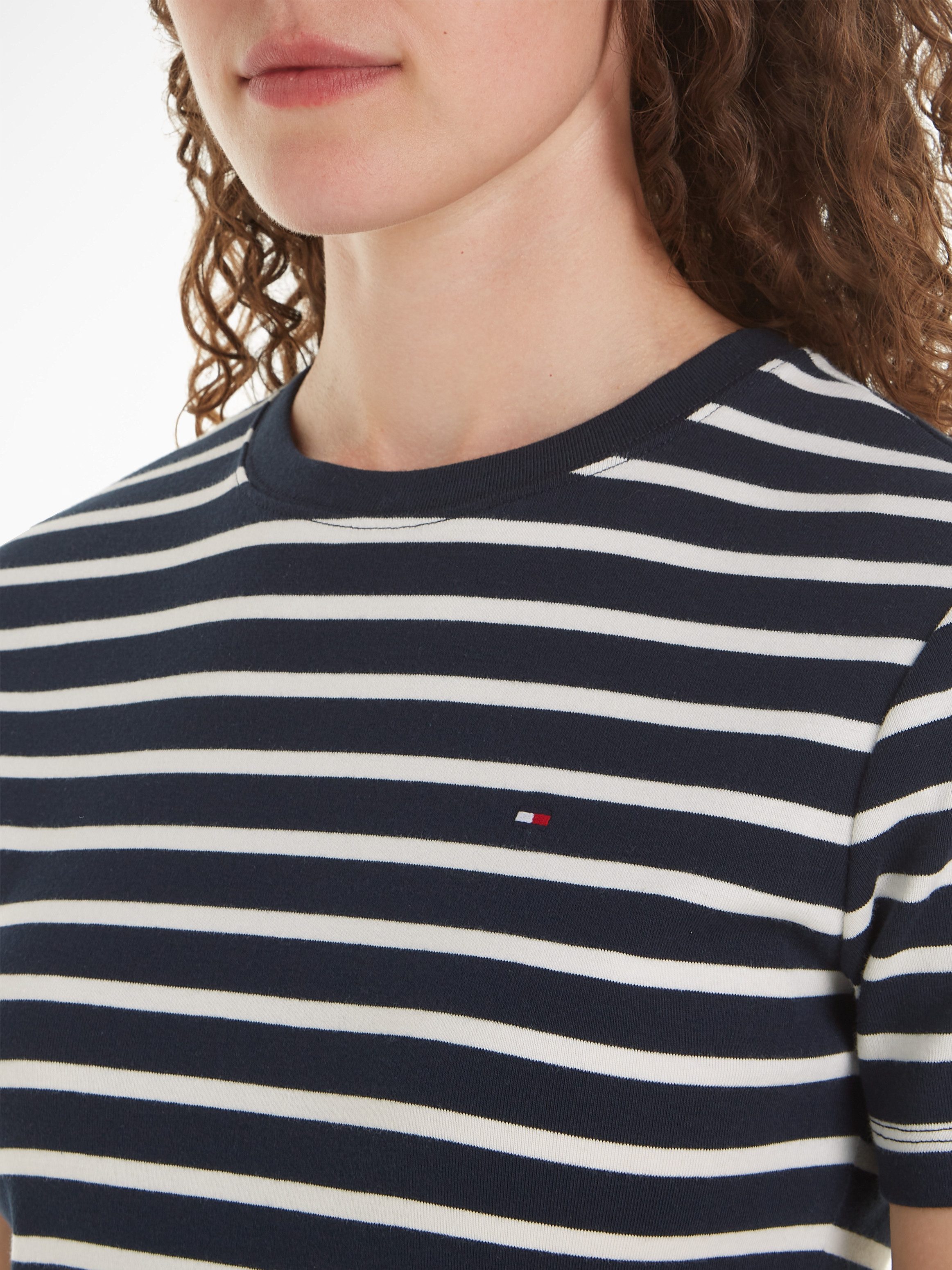 Tommy Hilfiger T-shirt SLIM CODY C-NK SS met geborduurd logo