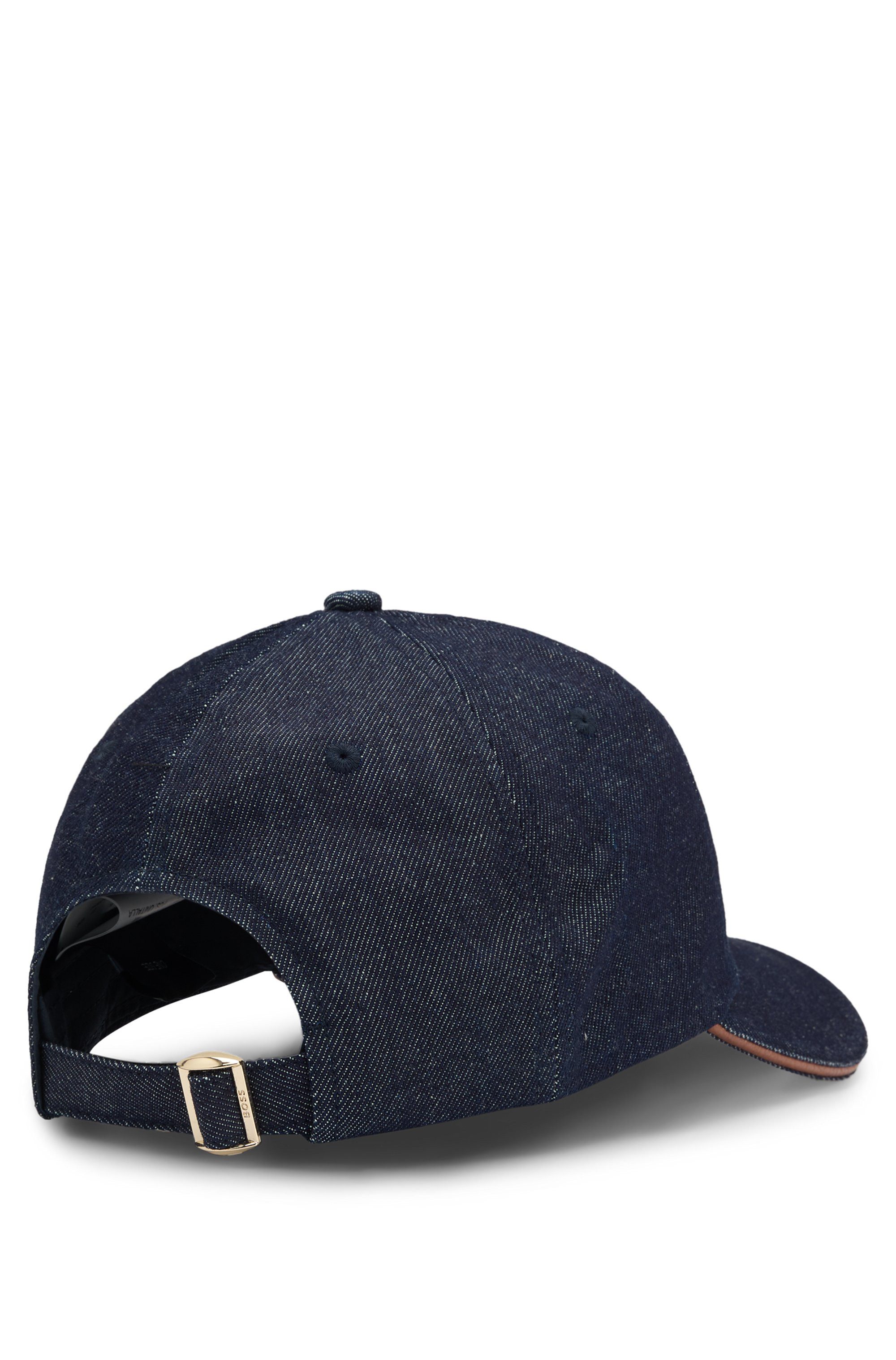 Boss Baseball pet Ari met double-b-monogram