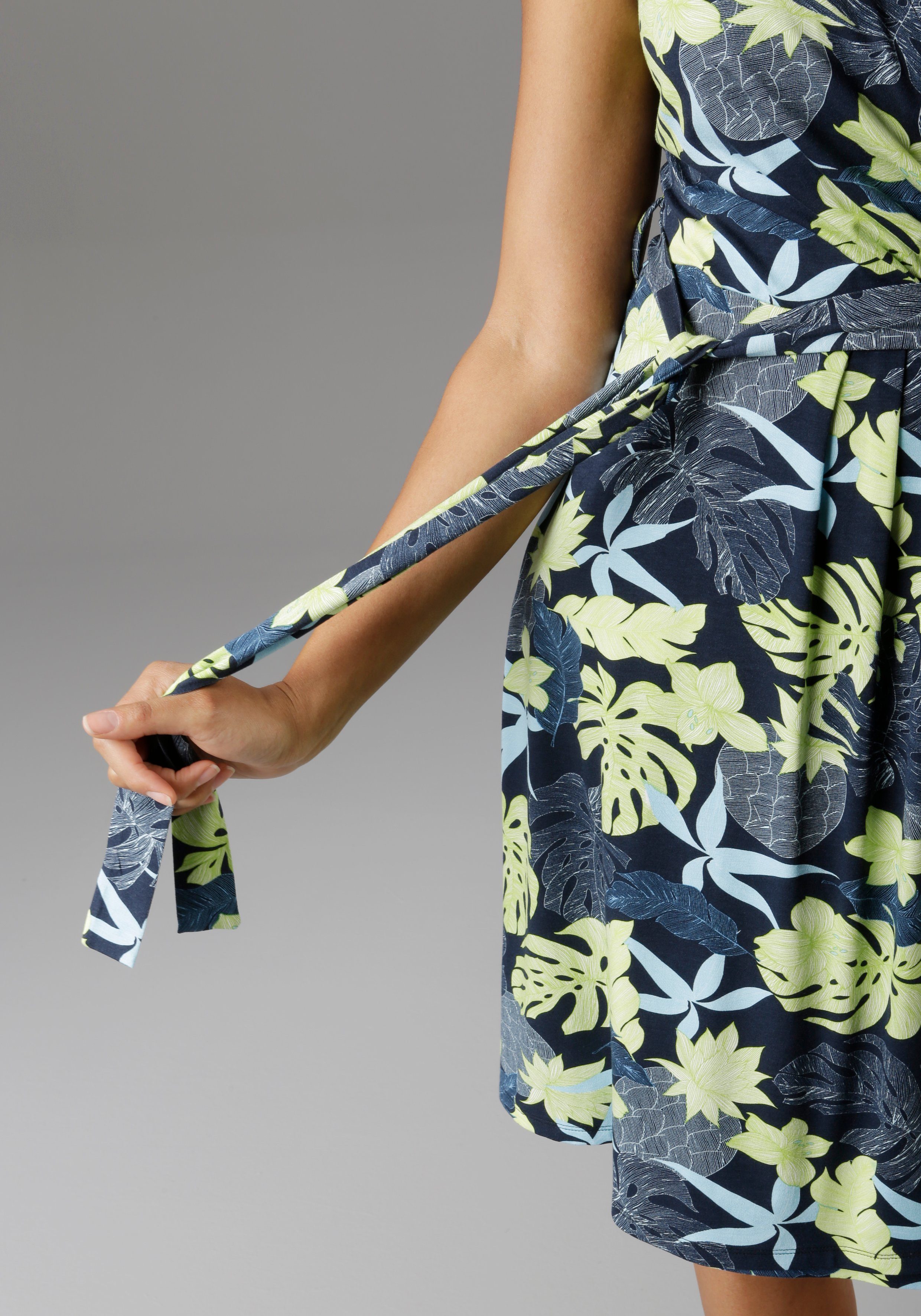 Aniston SELECTED Zomerjurk in modieuze kleuren