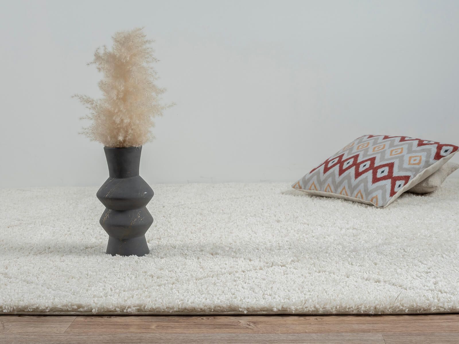 The carpet Vloerkleed Bahar Shaggy
