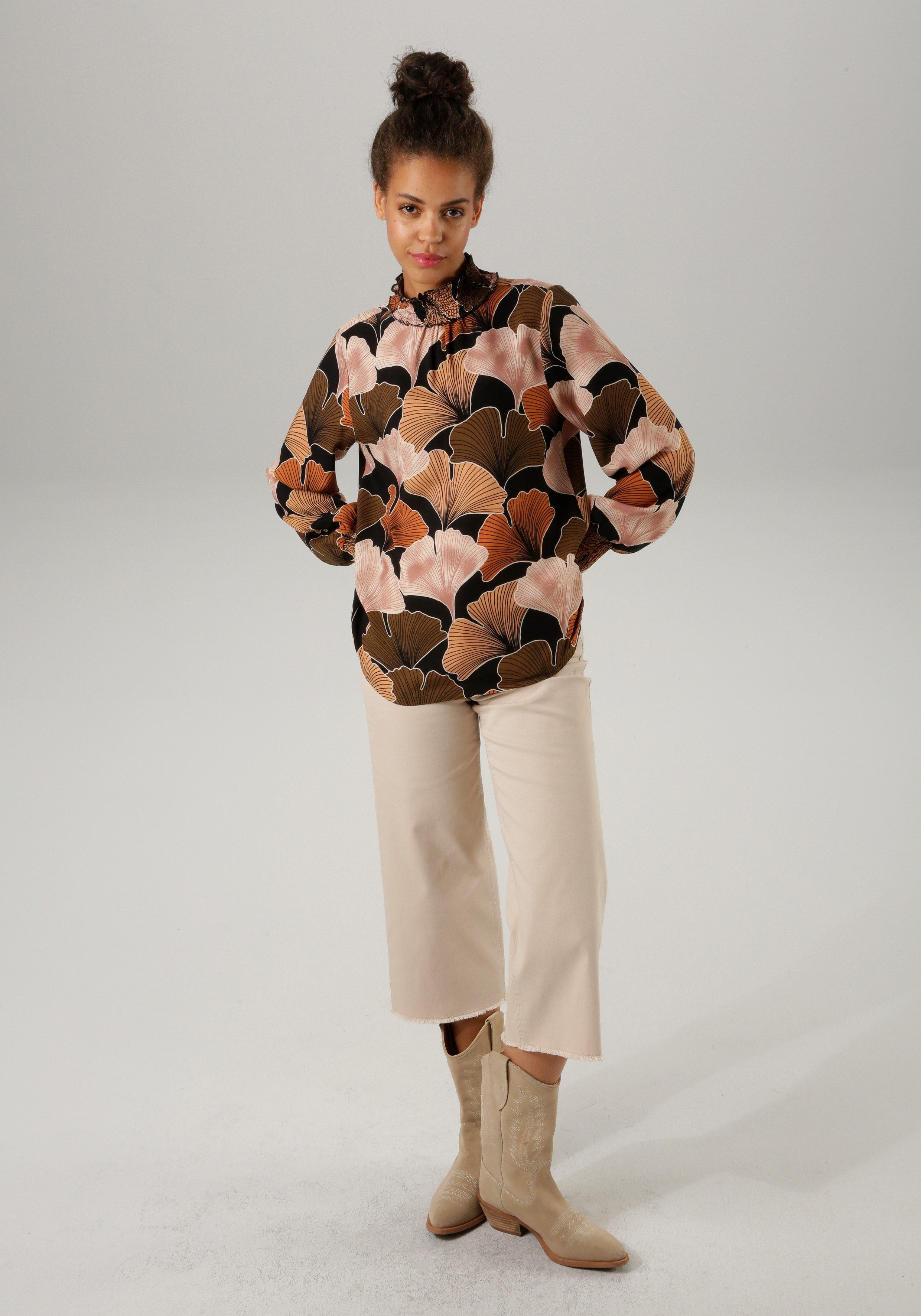 Aniston CASUAL Blouse zonder sluiting met aardkleurige, grootbladige print
