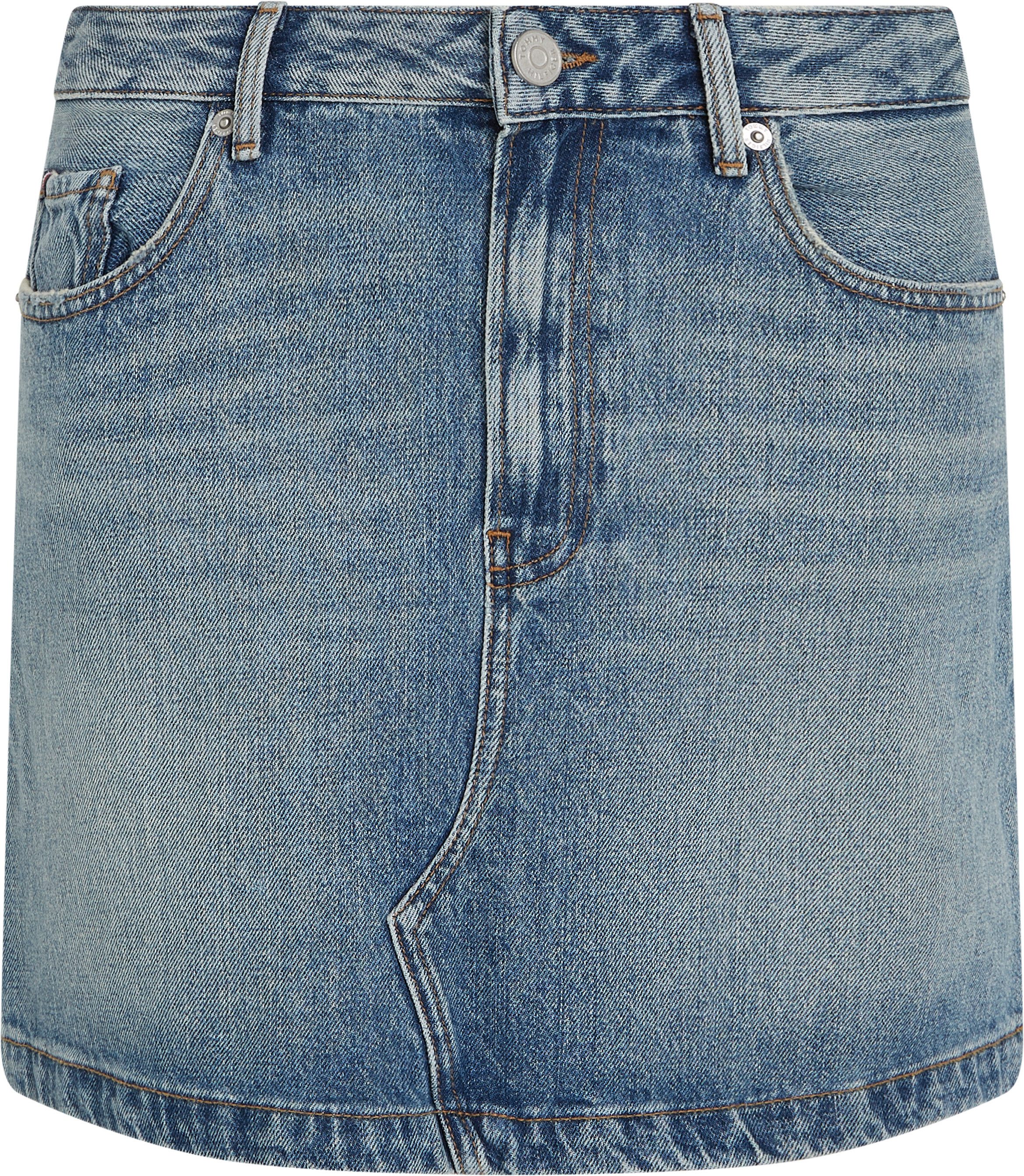 Tommy Hilfiger Jeans rok DNM MINI SKIRT HW in lichte wassing met logo-badge borduring