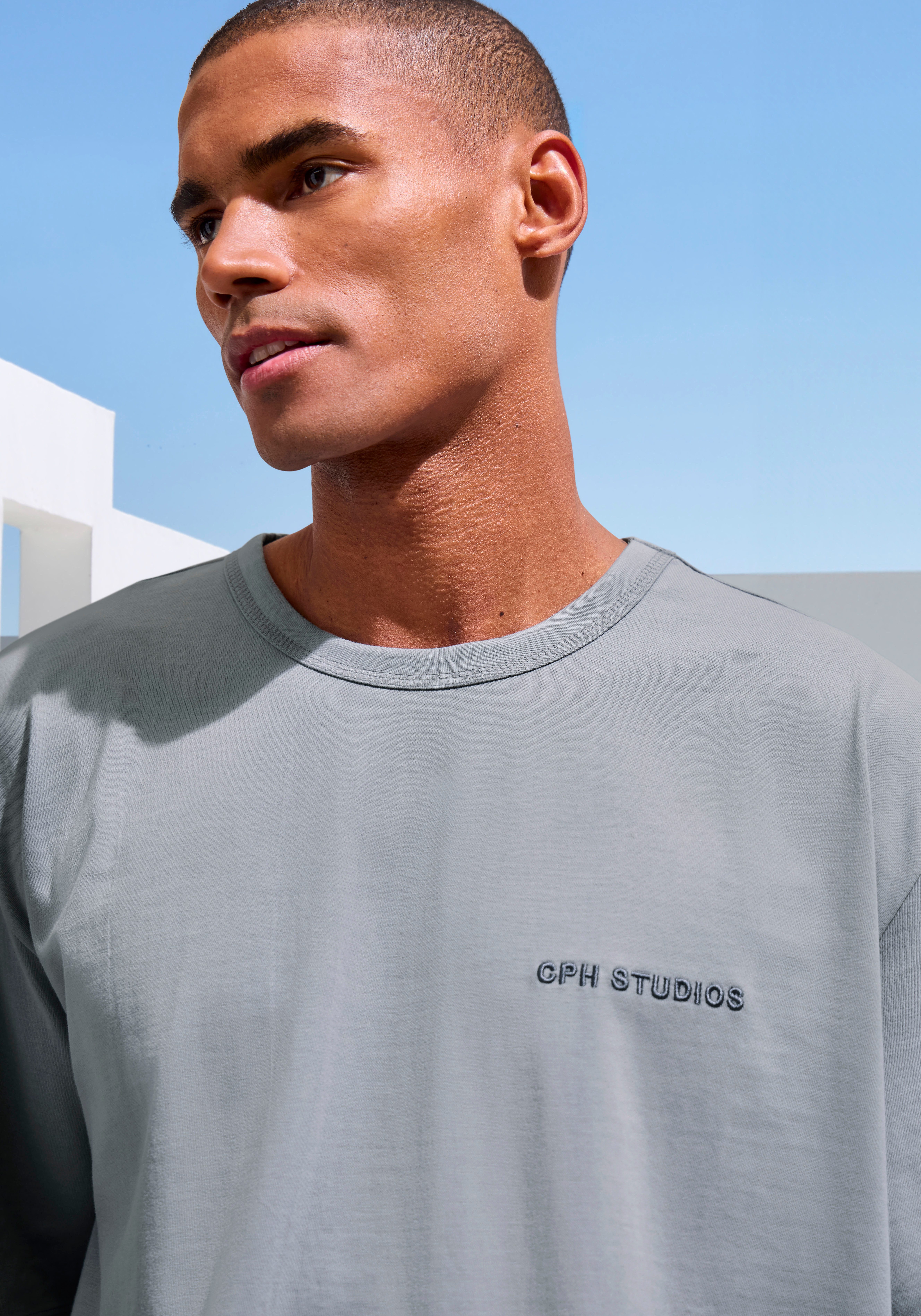 Copenhagen Studios T-shirt Met hoogwaardige logoborduring , loose-fit, oversized shirt van zware biologische katoenkwaliteit