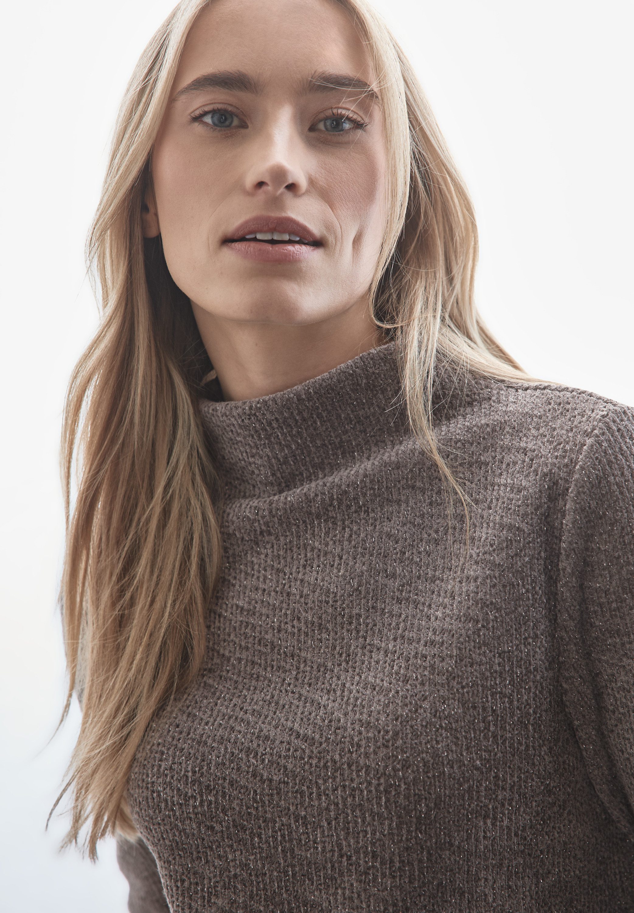 STREET ONE Shirt met lange mouwen met gemetalliseerde vezels