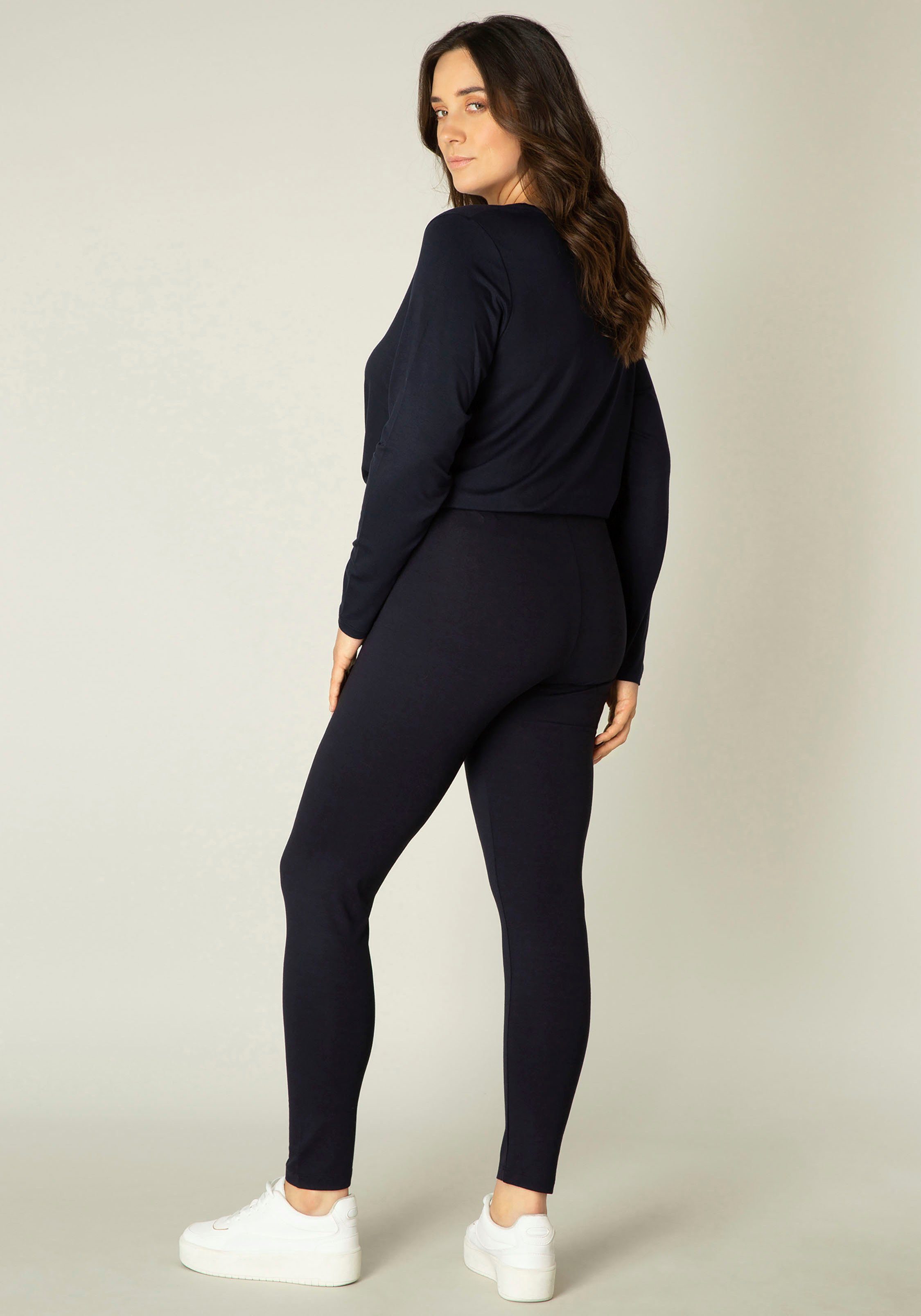 Base Level Curvy Legging Andrea