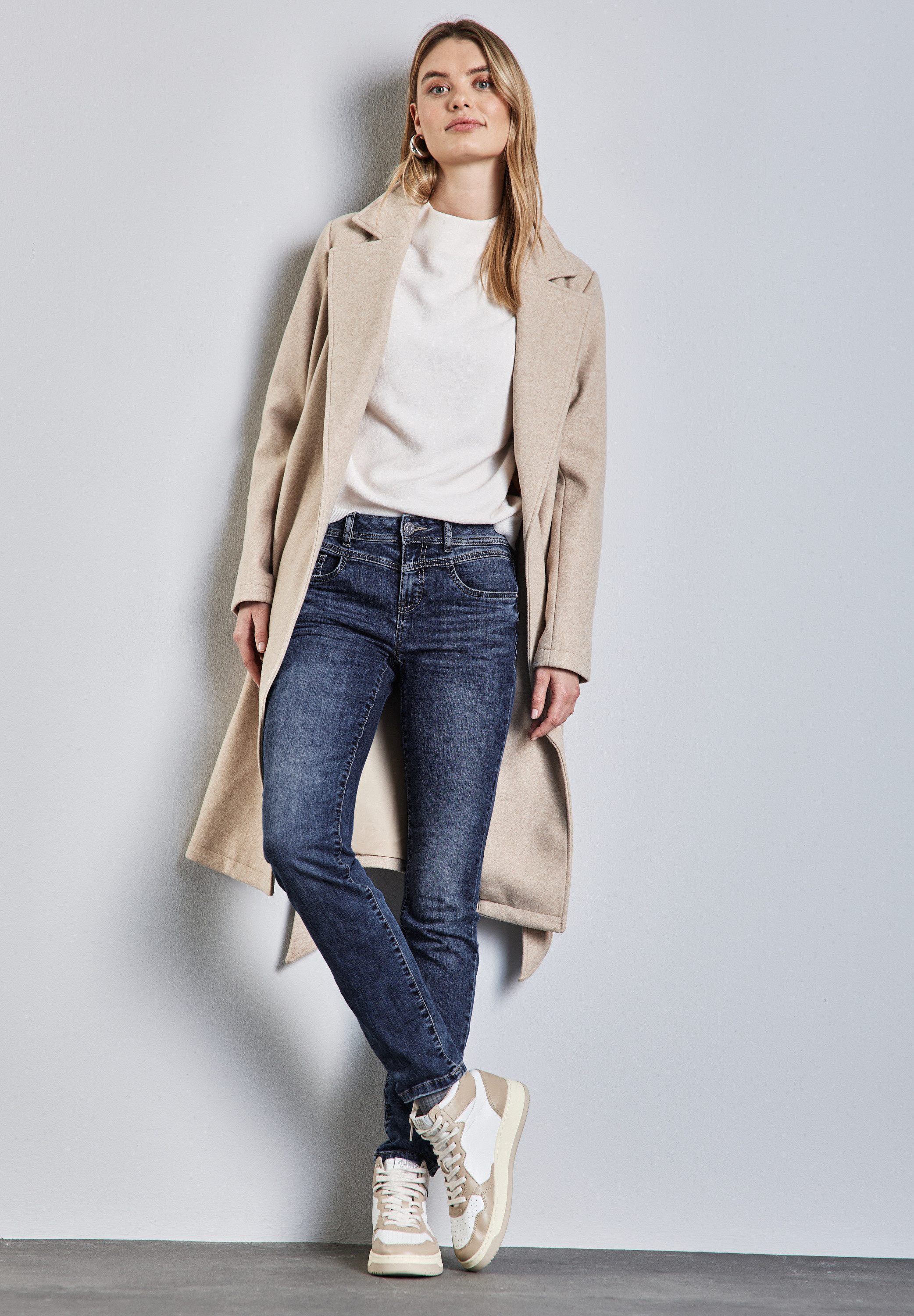 STREET ONE Slim fit jeans Style York in middenblauwe wassing