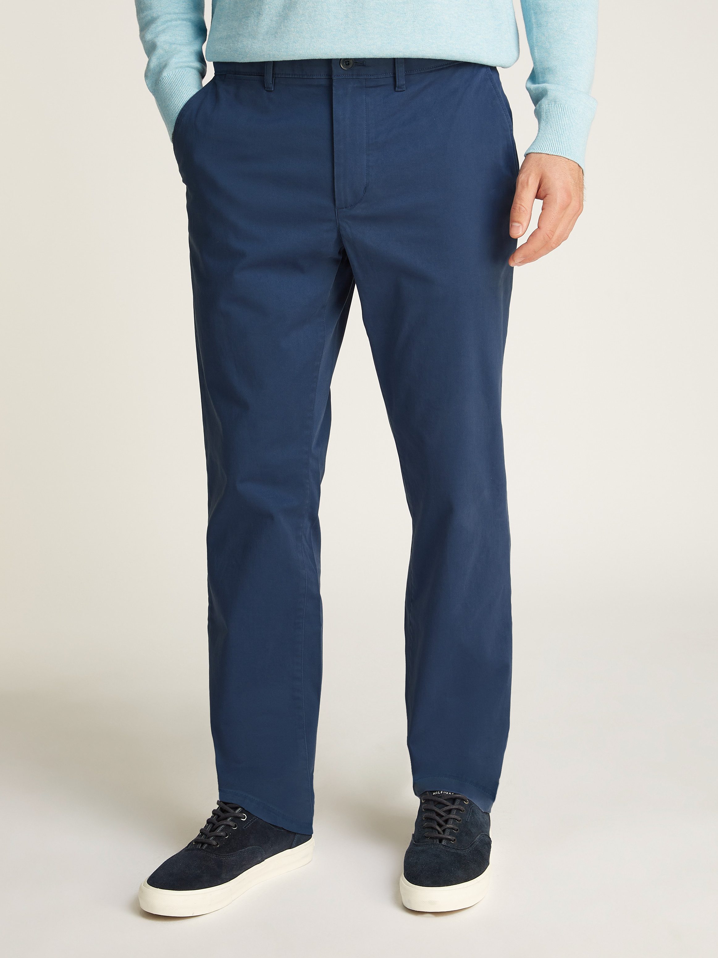 Tommy Hilfiger Chino DENTON CHINO SATIN met achterzakken met knoop logo-borduursel