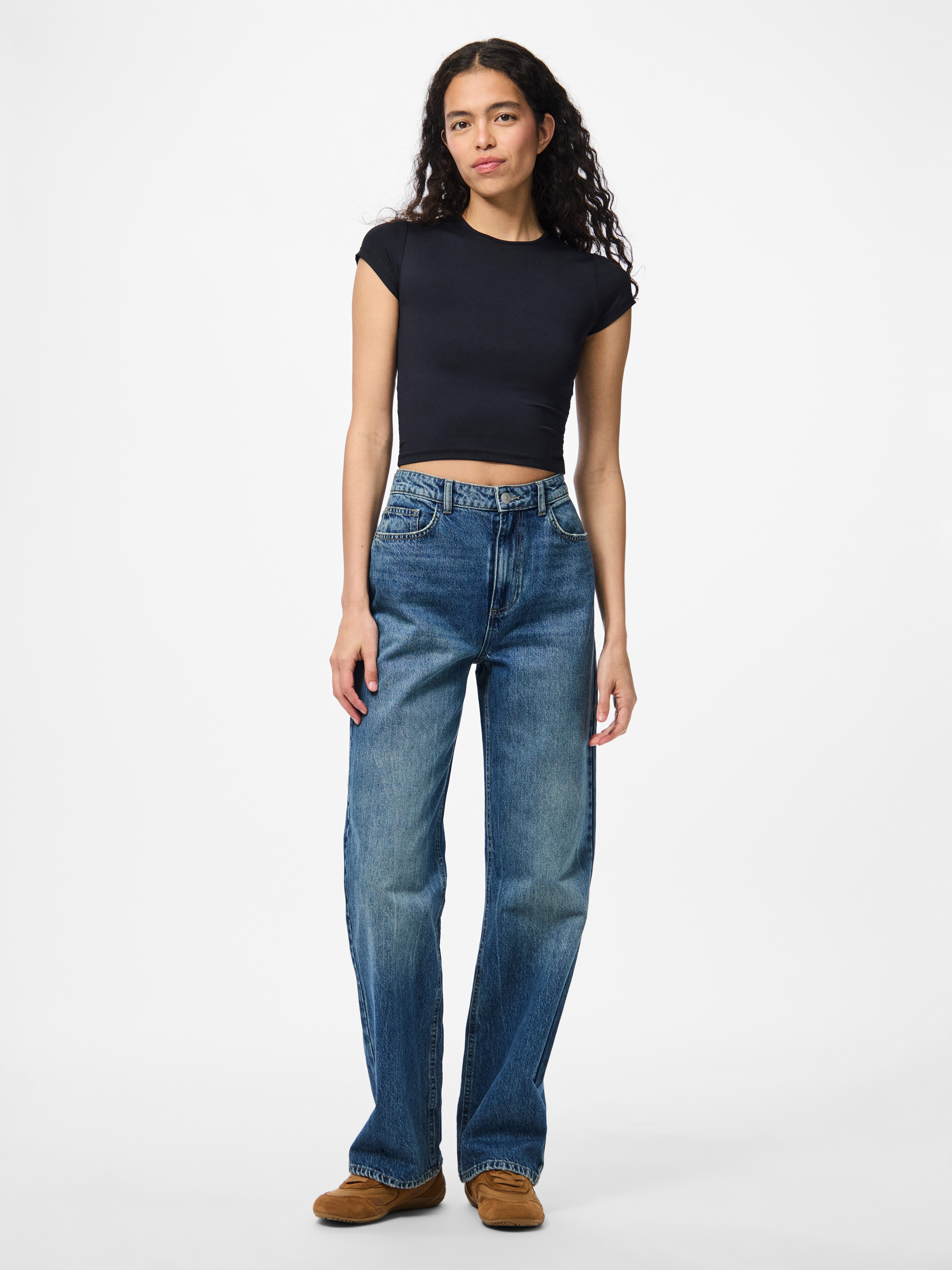 pieces High-waist jeans PCKATE HW STRAIGHT JEANS MB NOOS BC