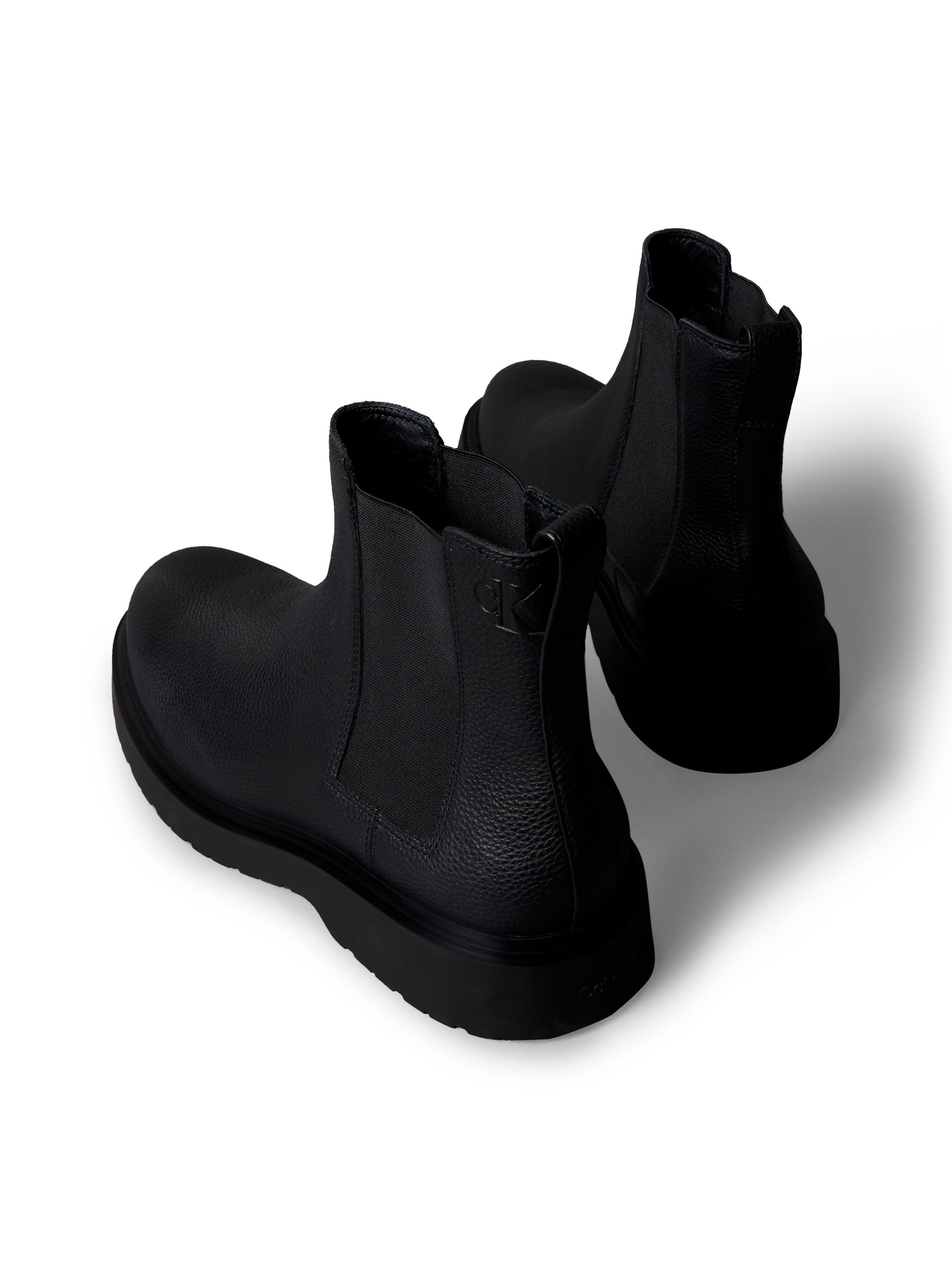 Calvin Klein Chelsea-boots COMBAT ESS CHELSEA BOOT LTH Klassieke enkellaars, instaplaarzen met stretch inzetstukken