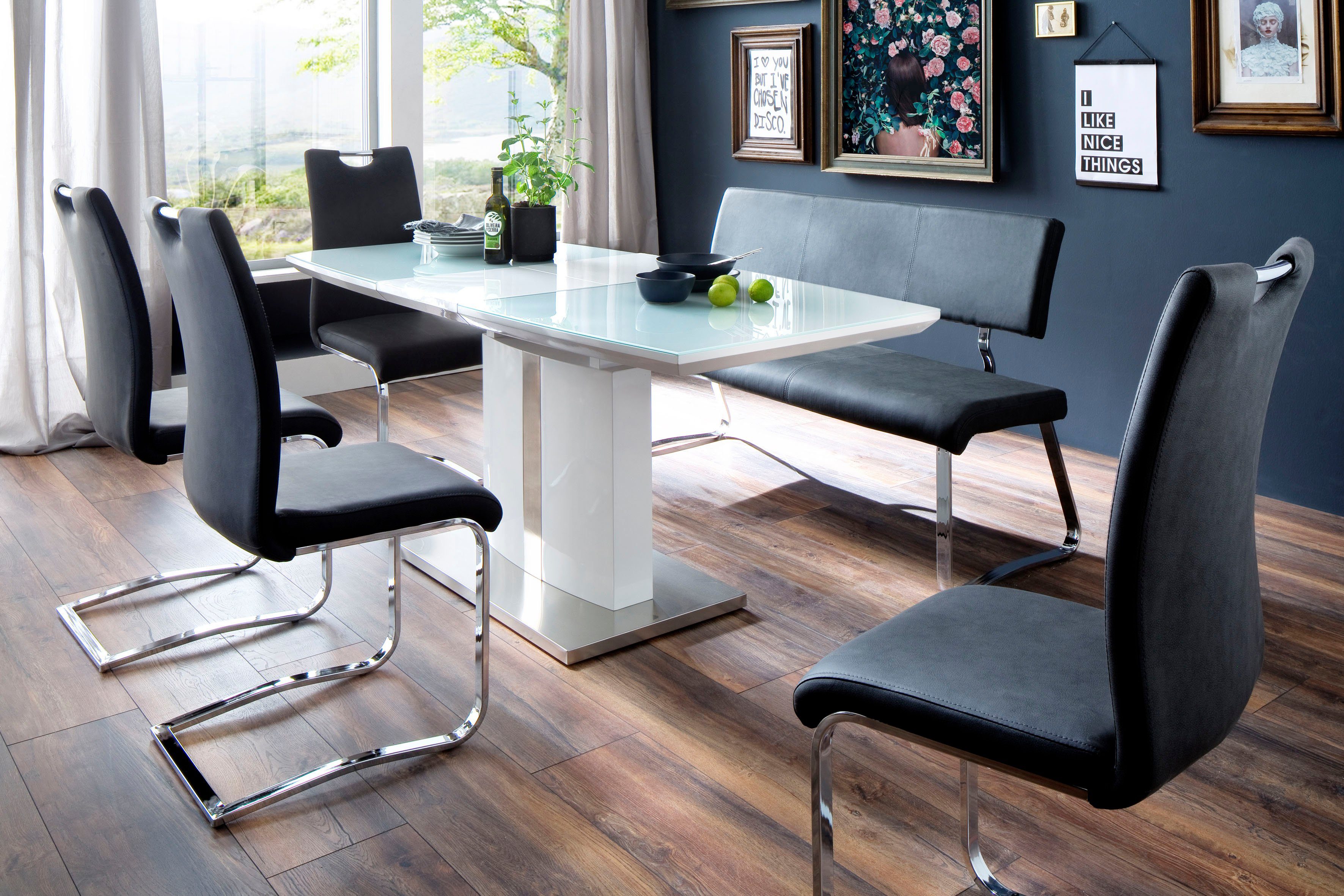 MCA furniture Eettafel Najuma, TOPSELLER! Bootvorm wit met synchroon uittreksysteem, veiligheidsglas