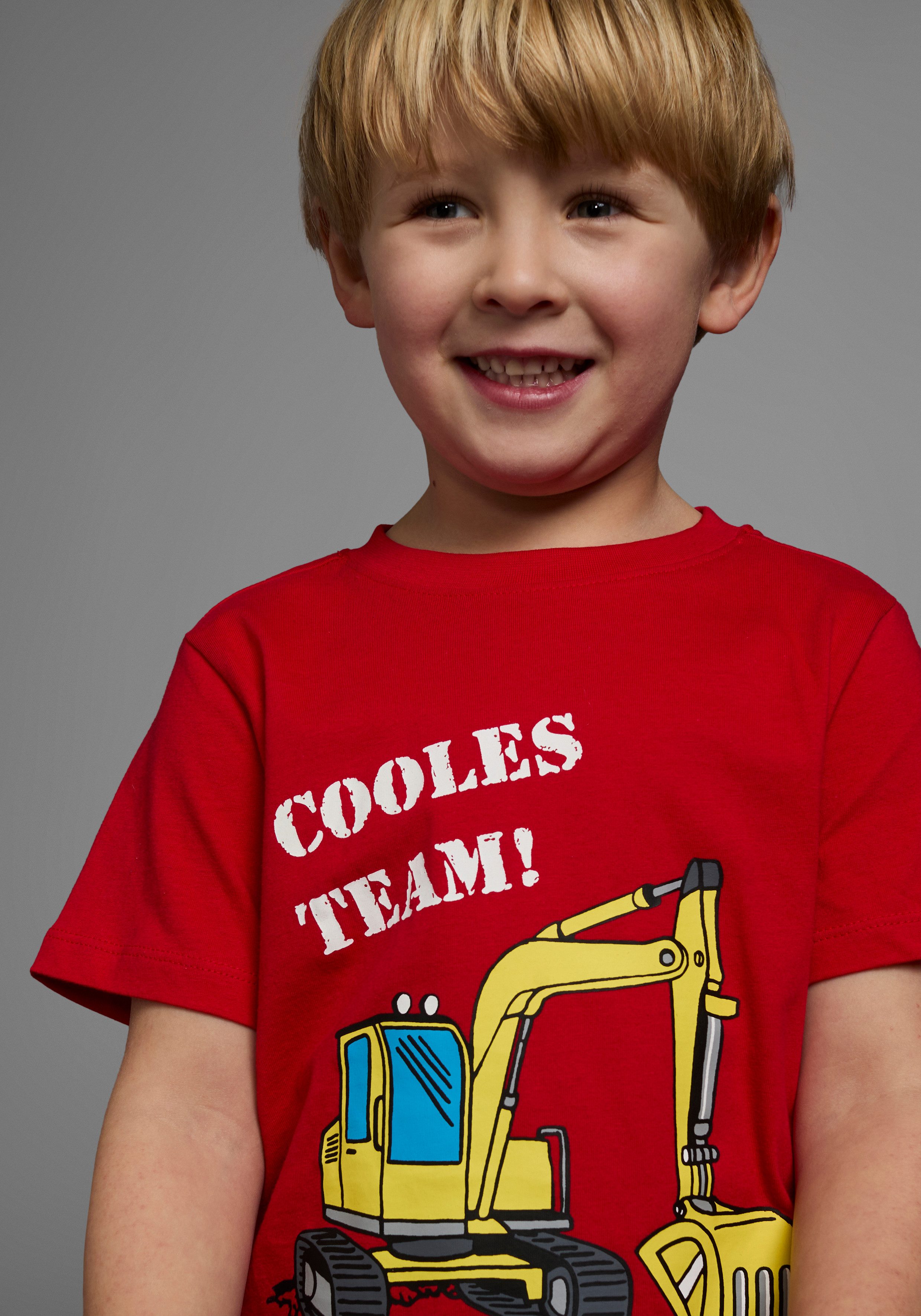 KIDSWORLD T-shirt Met graafmachine-print Korte mouwen, met vrolijke print, met ribboord aan de hals