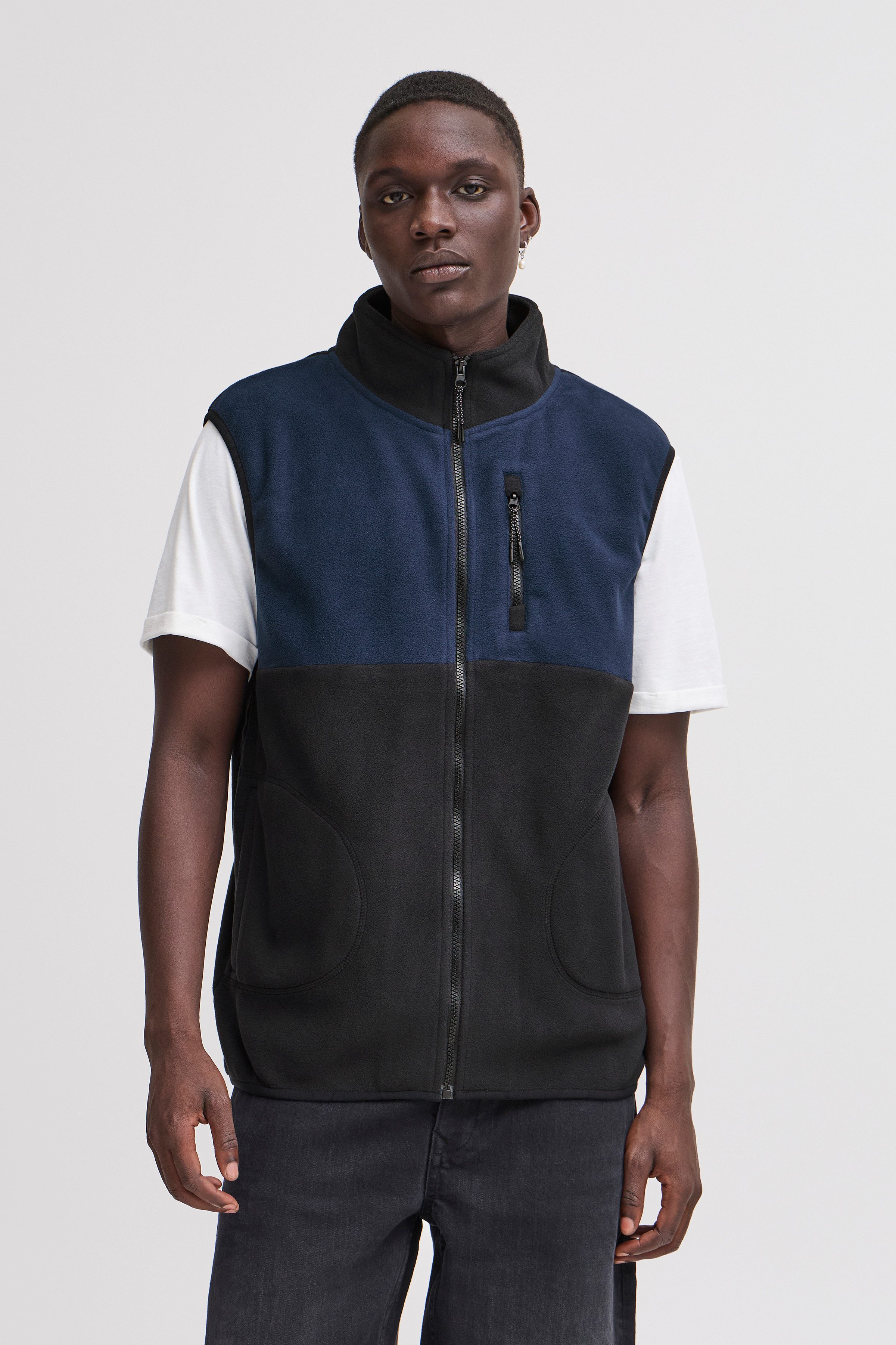 Blend Mouwloos fleecevest BHBROOKS Vest in colourblocking-stijl