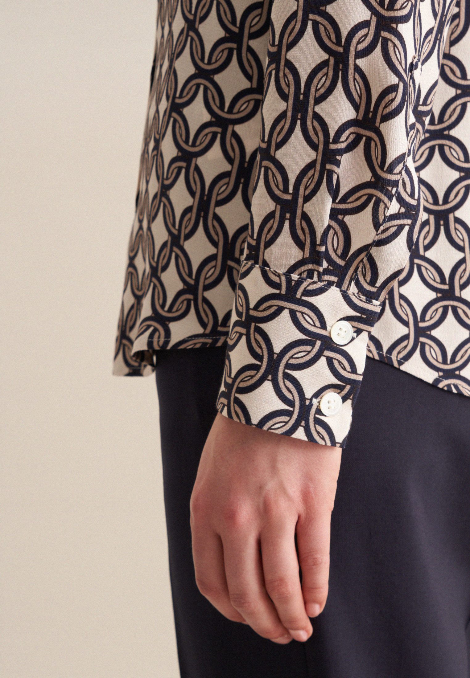 seidensticker Overhemdblouse Zwarte roos Lange mouwen kraag print