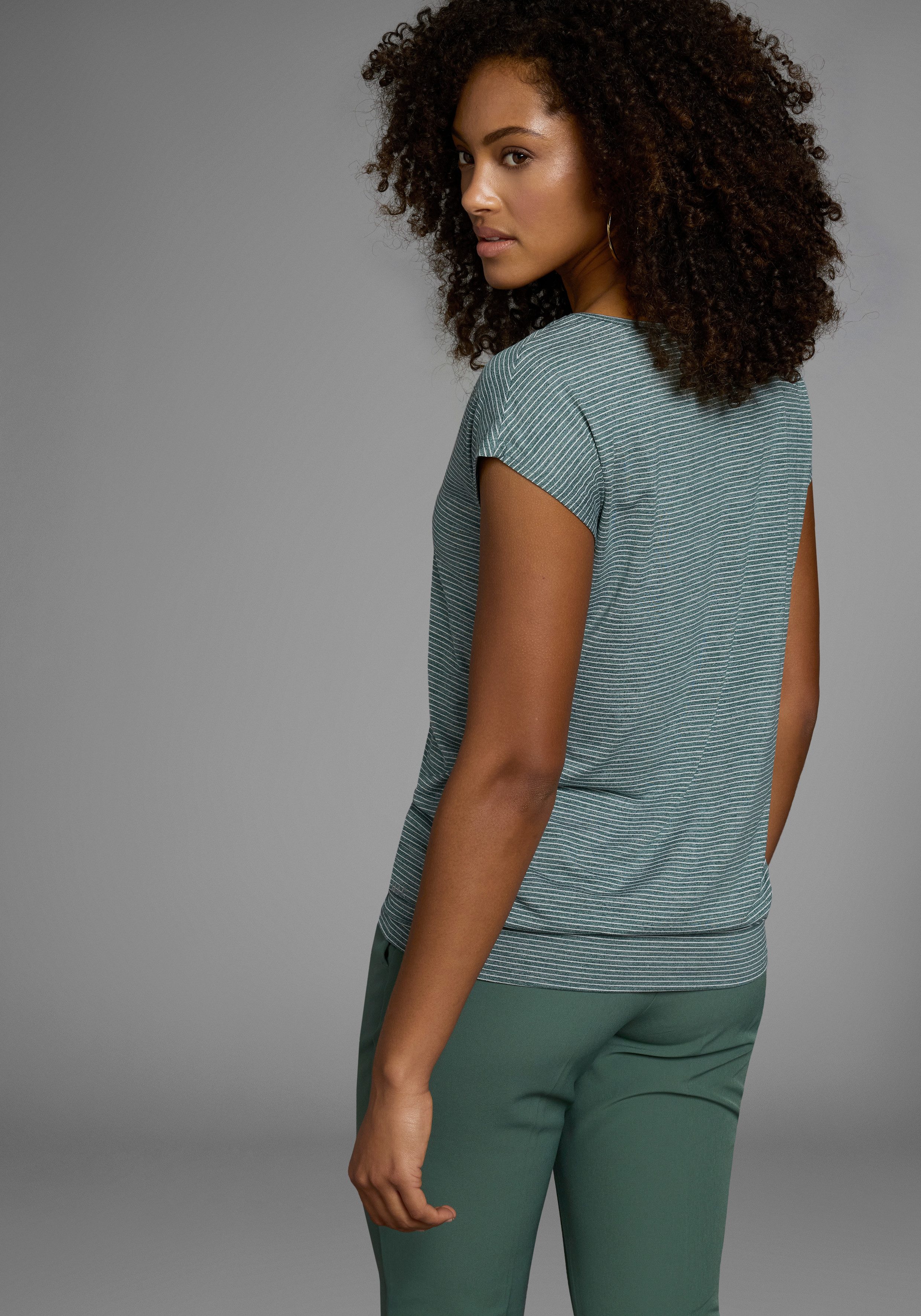 H.I.S Functioneel shirt mouwloos, figuurvriendelijke snit, ideaal voor sport en wandelen (Set van 2)