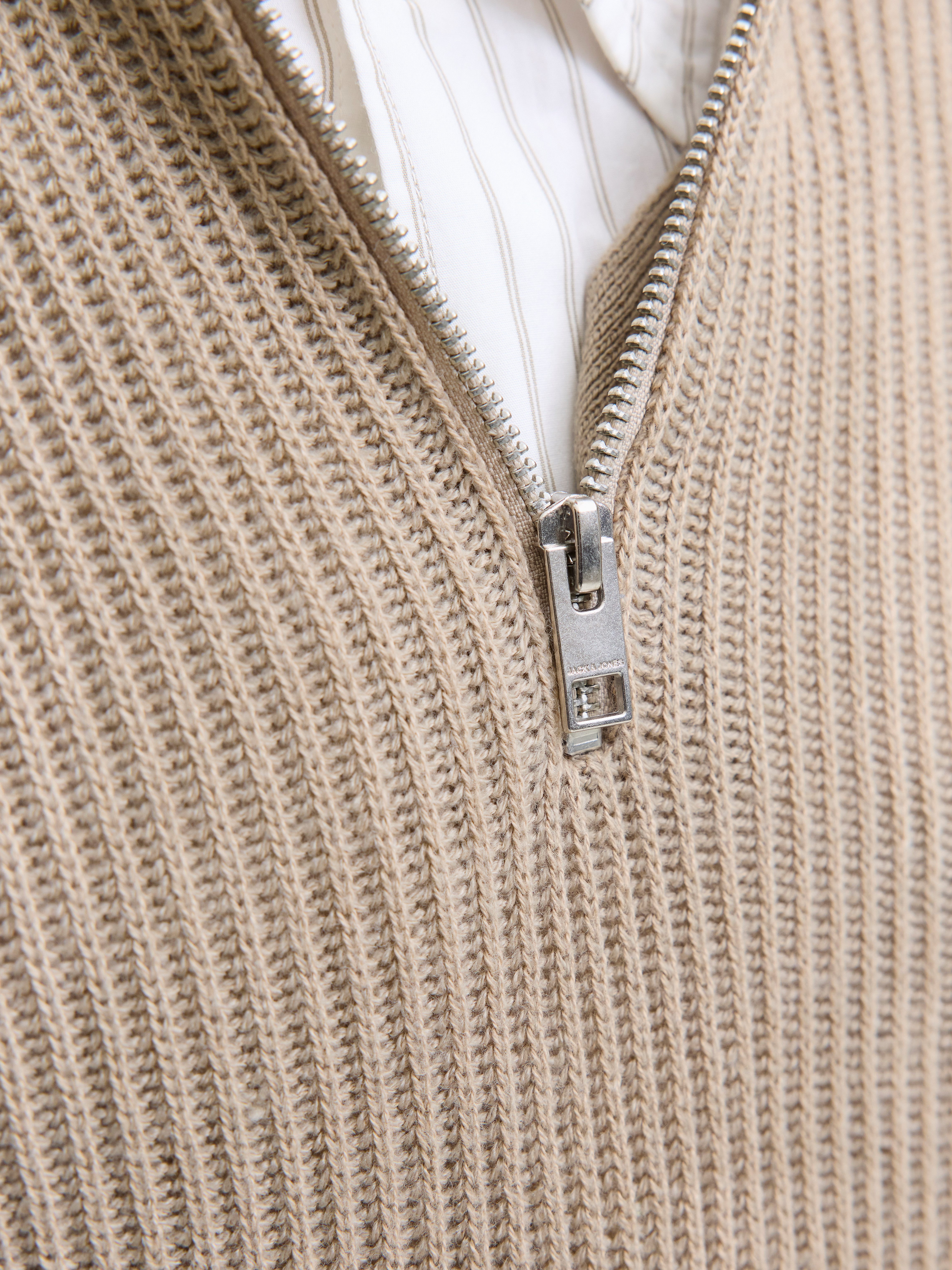 Jack & Jones Schipperstrui JJPANNEL KNIT HALF ZIP AW25