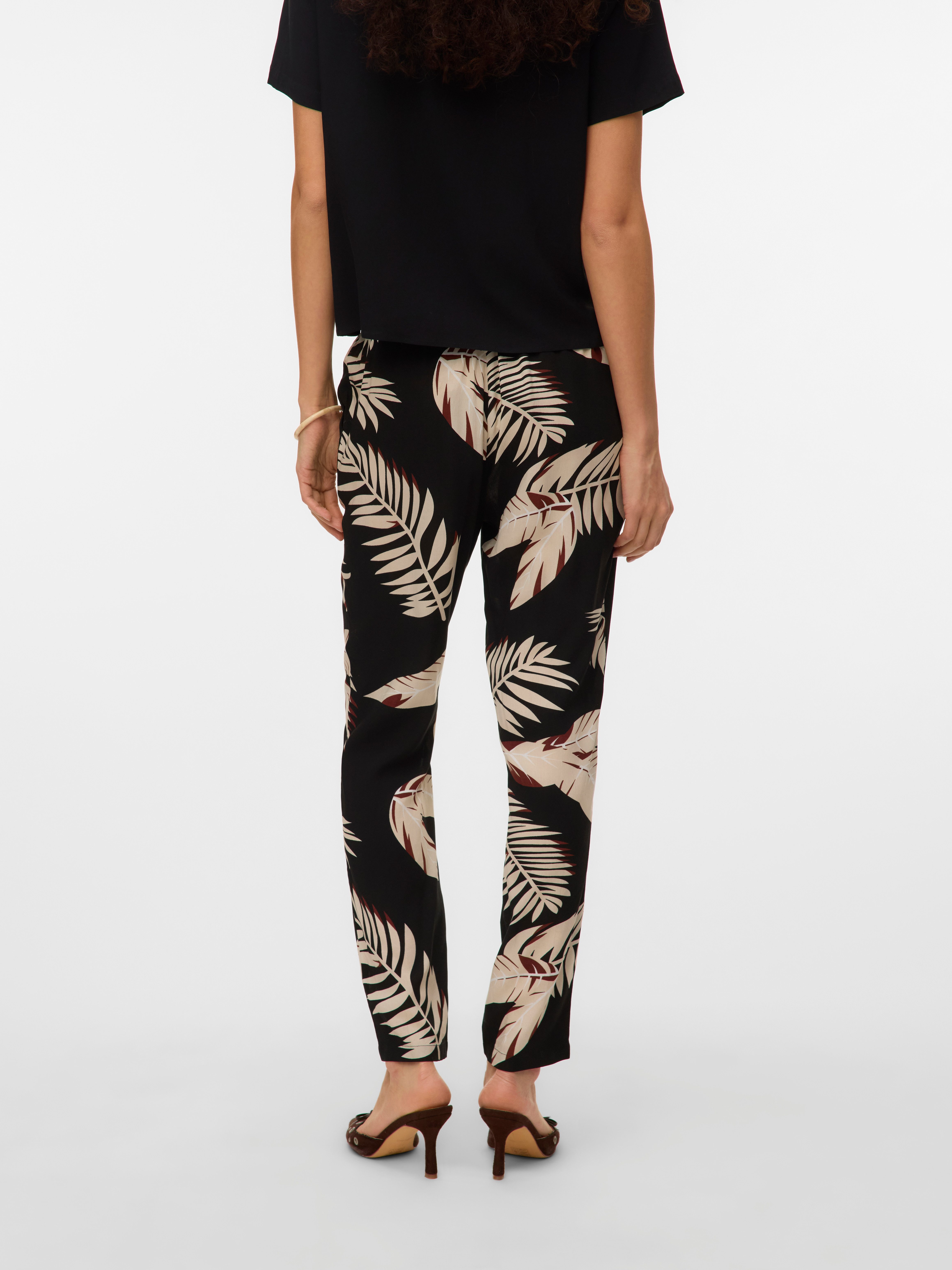 Vero Moda Comfortbroek VMEASY JOY NW LOOSE PANTS WVN GA