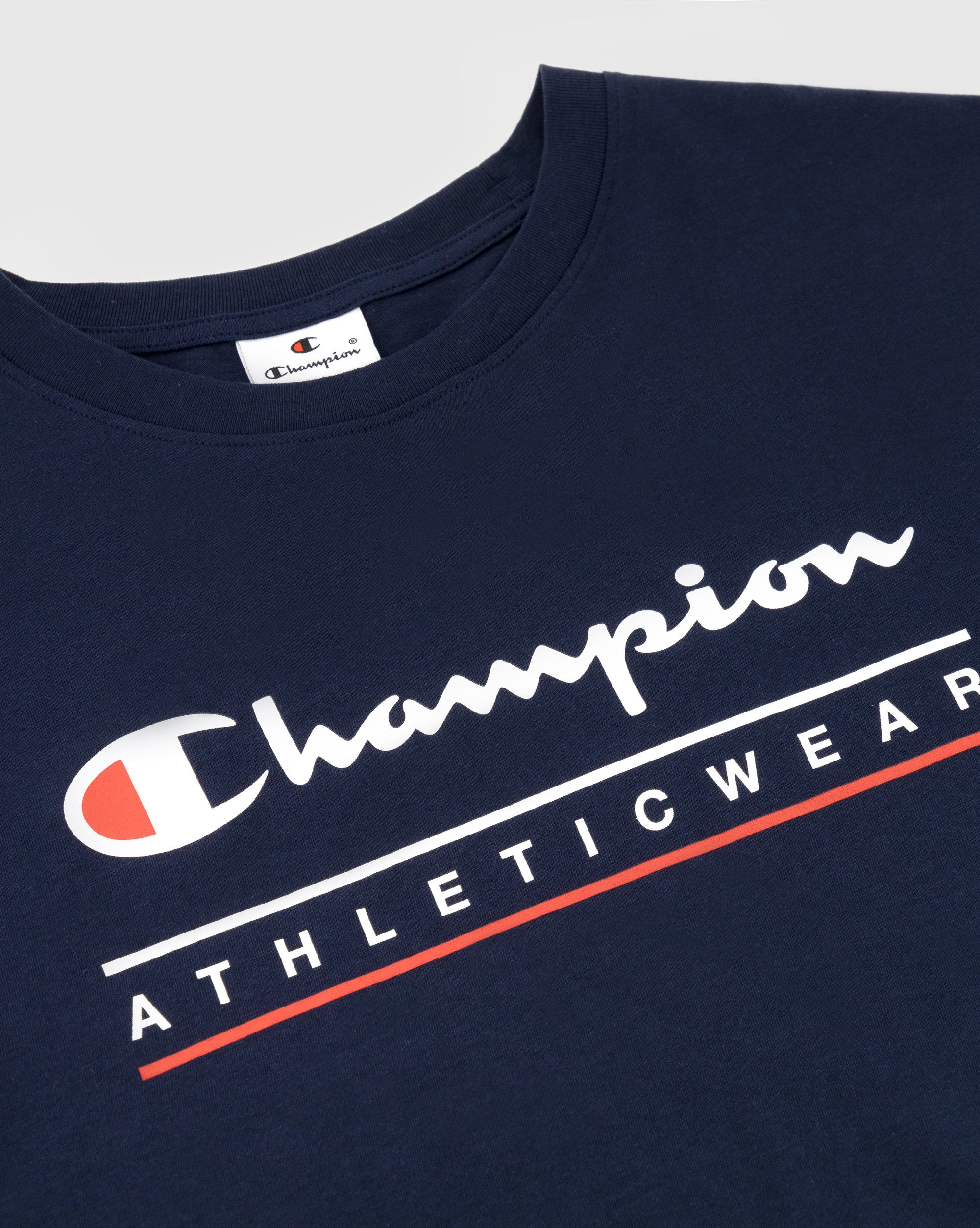 Champion T-shirt