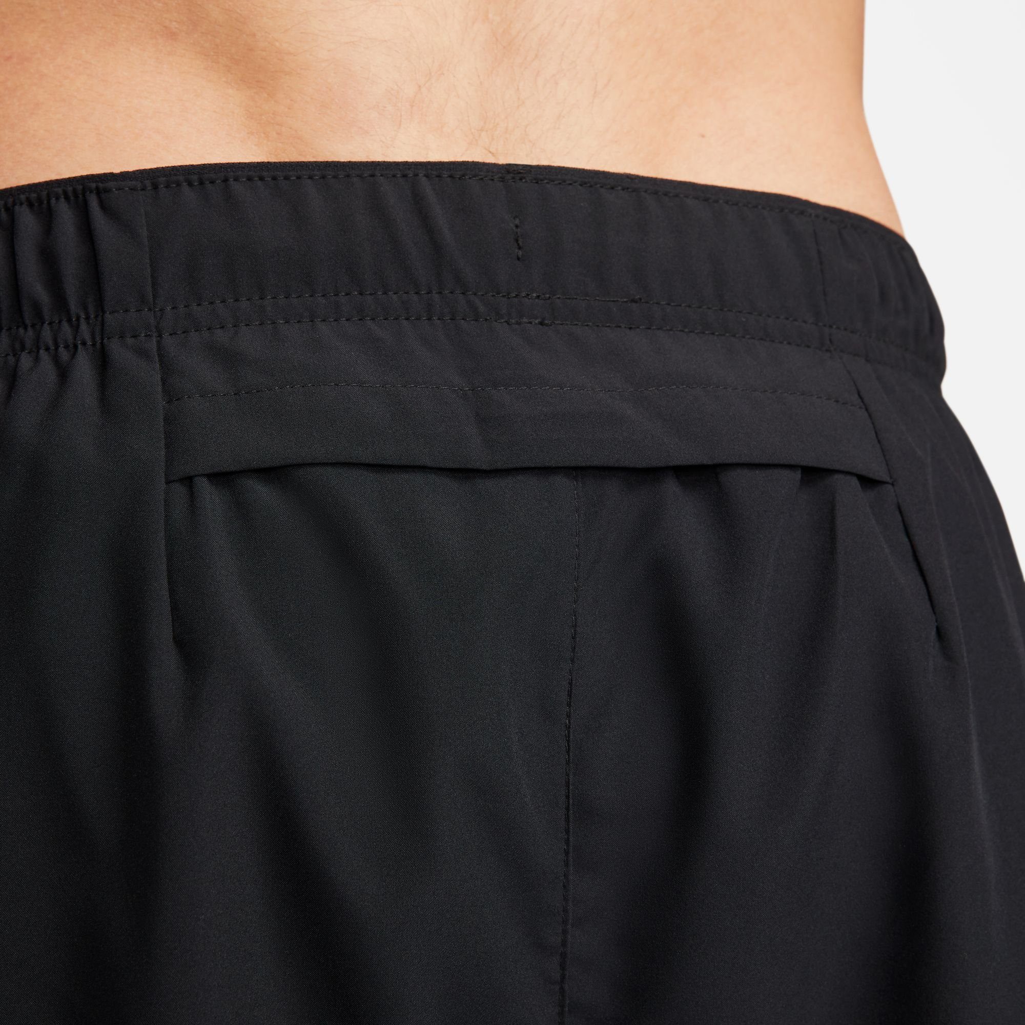 Nike Runningshort DRI-FIT CHALLENGER STUDIO ' MEN'S " UNLINED RUNNING SHORTS
