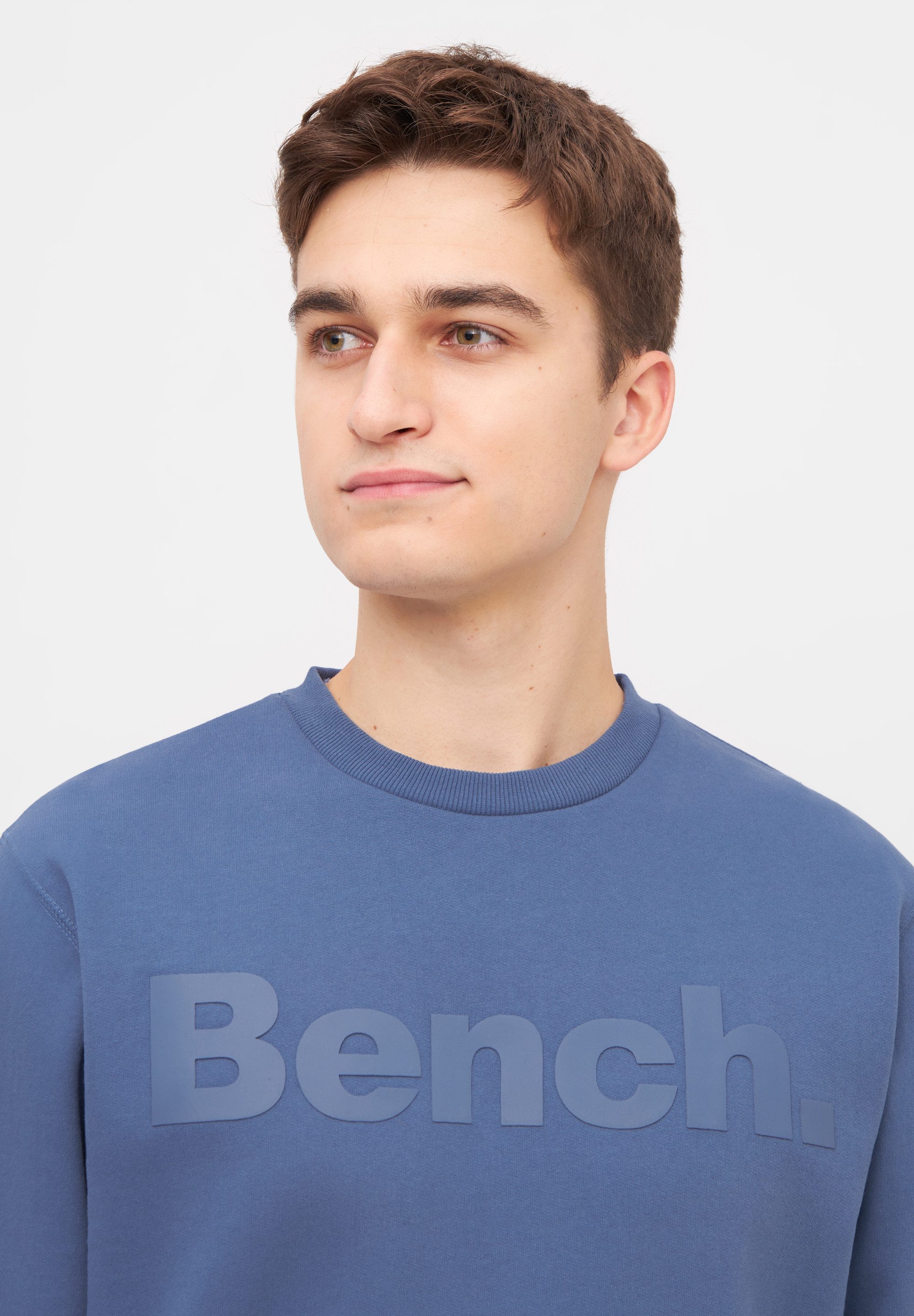 Bench. Sweater LALOND