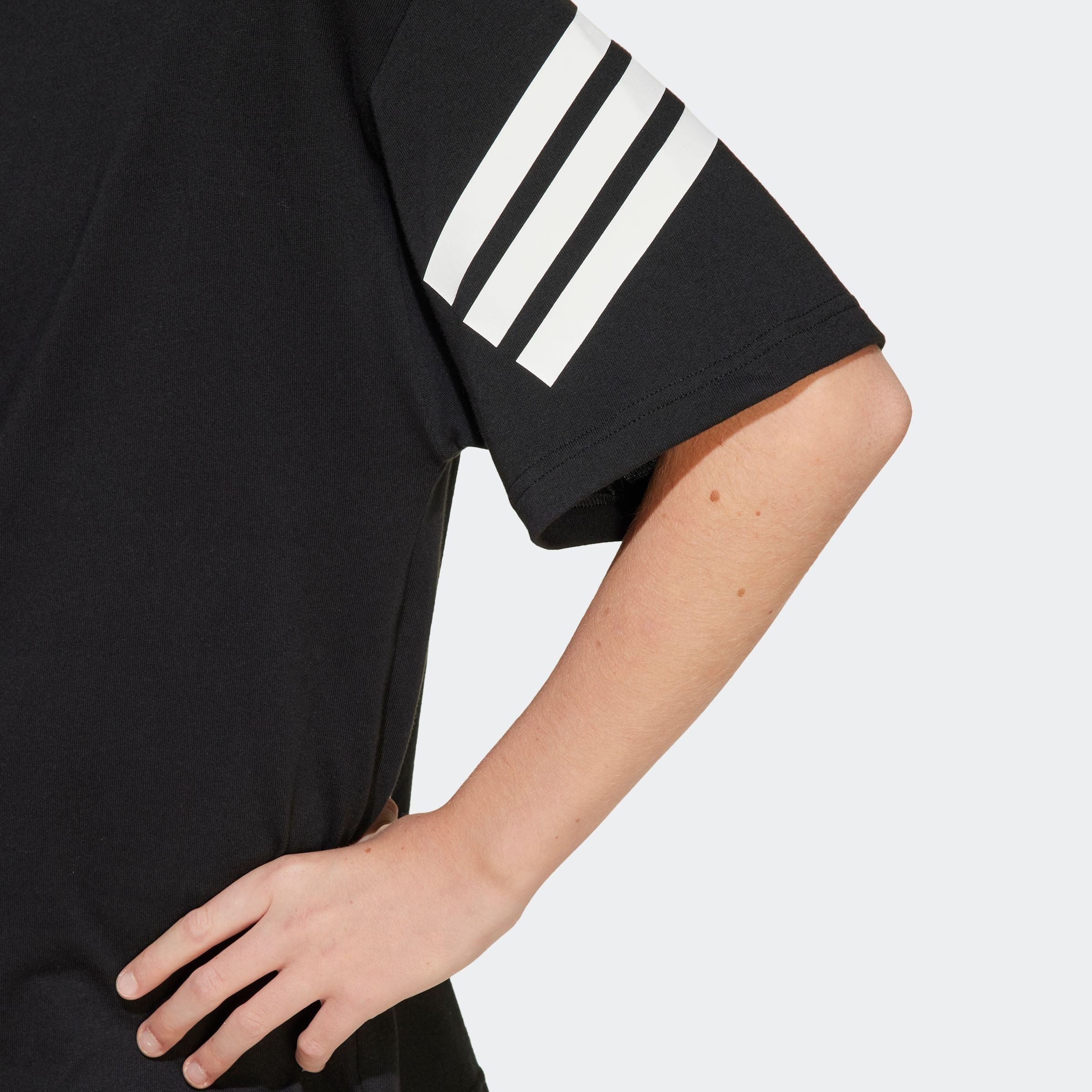adidas Sportswear T-shirt J FI 3S T