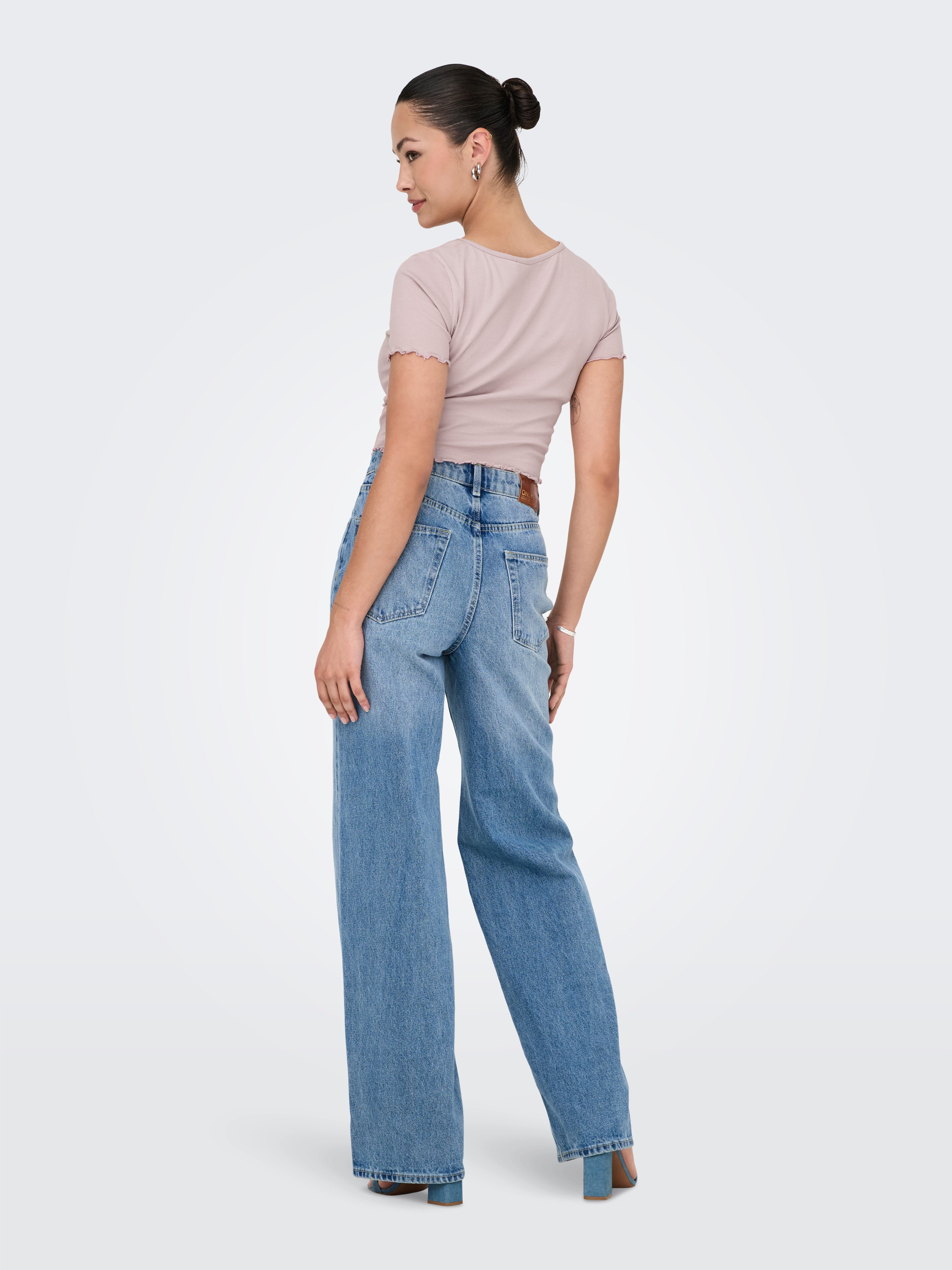 Only Shirt met korte mouwen ONLBETTY S/S V-NECK TOP CC JRS